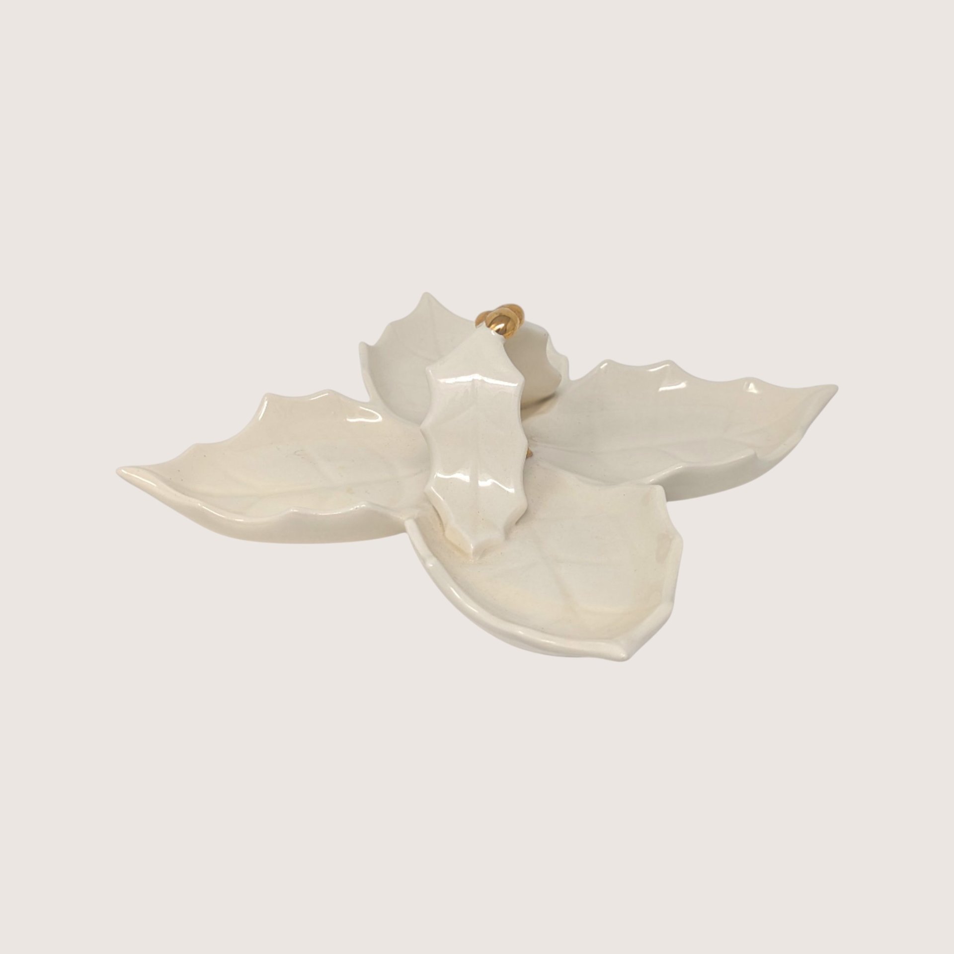 1960s Holland Mold Ceramic Leaf Dish