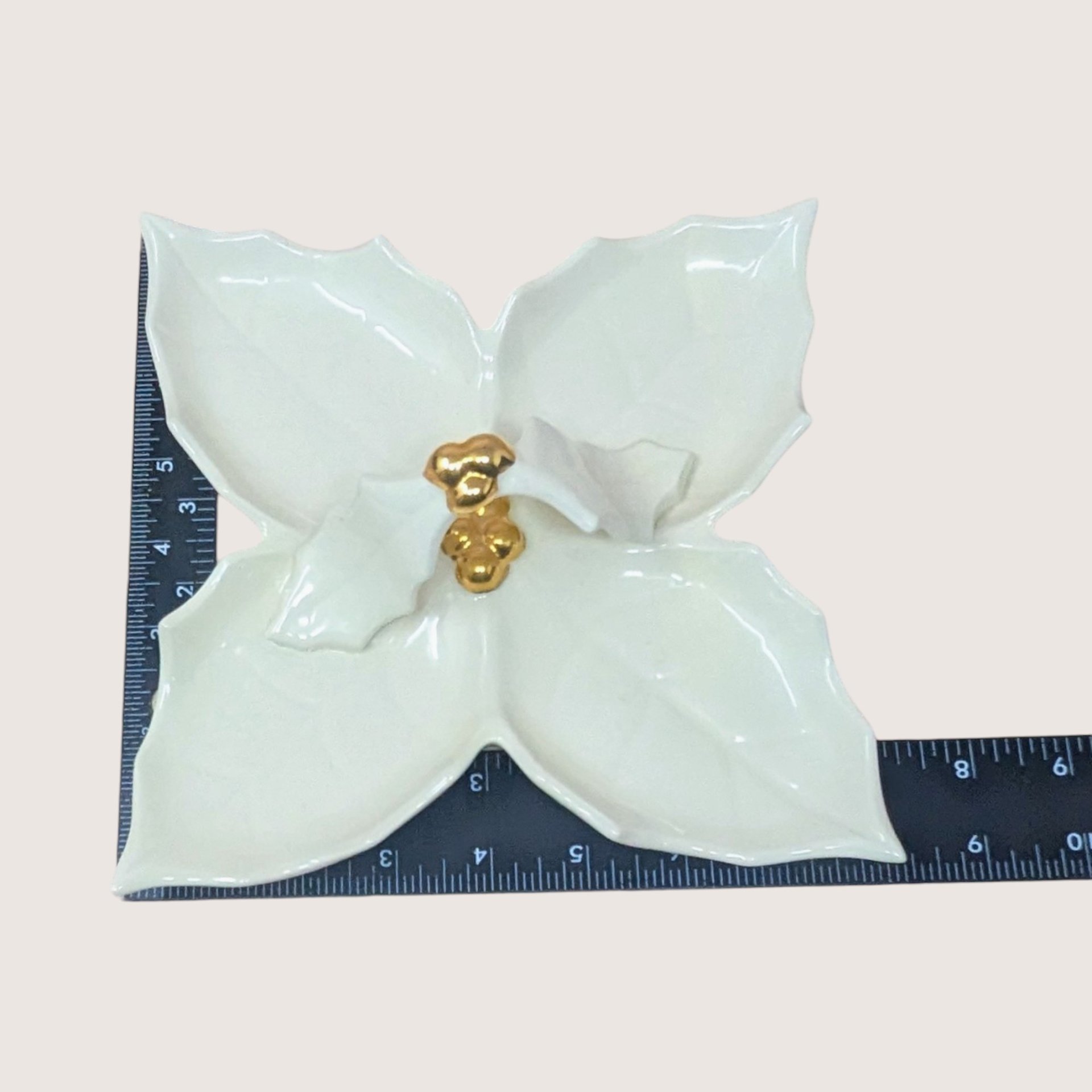 1960s Holland Mold Ceramic Four Part Leaf Dish
