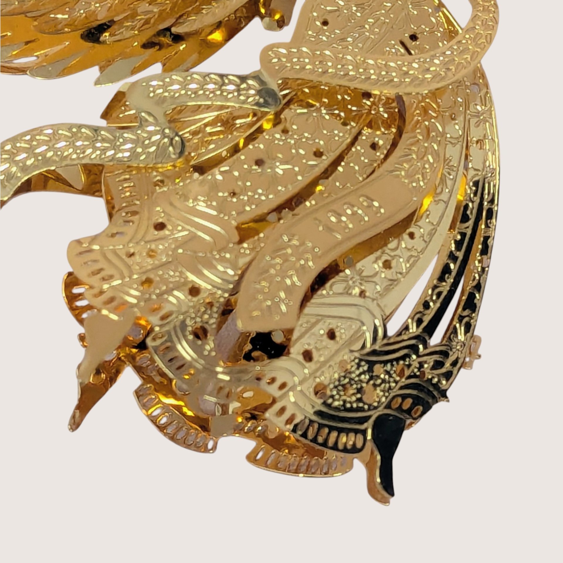 1999 Danbury Mint 23kt Gold Plated Millennium Angel Ornament