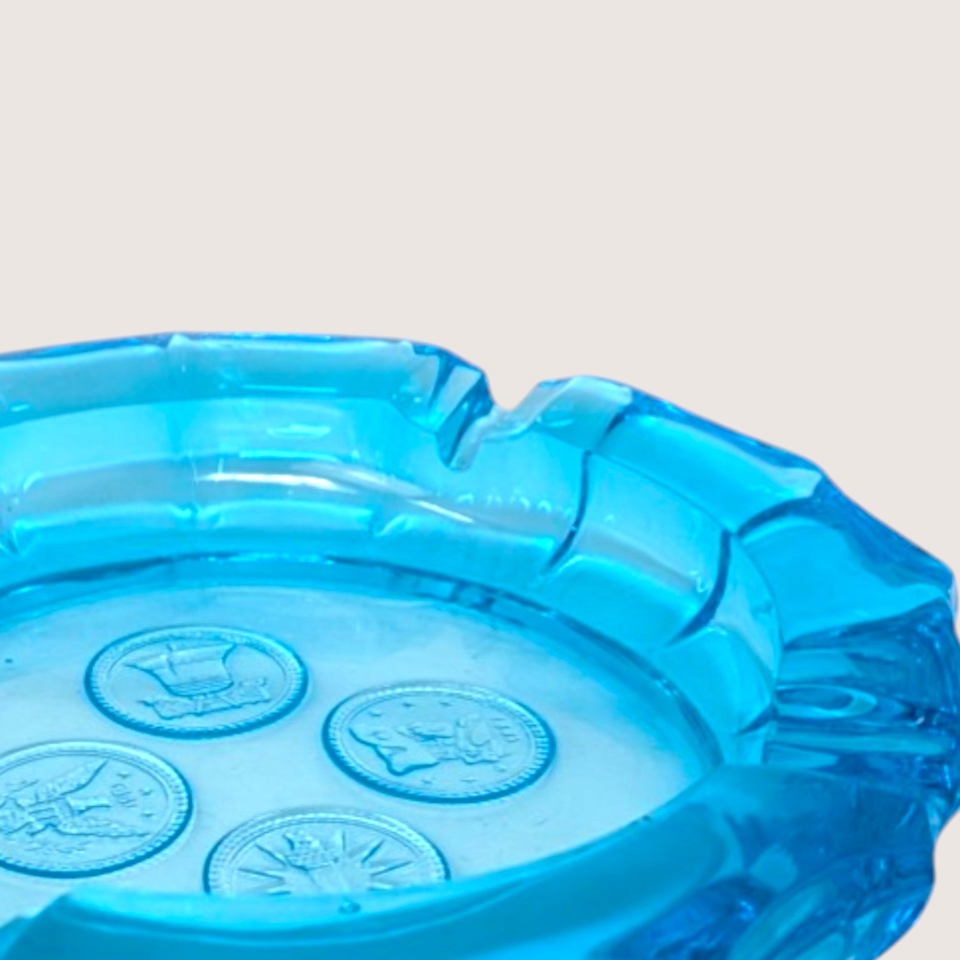 1960s Fostoria Blue Coin Glass Round Ashtray Round