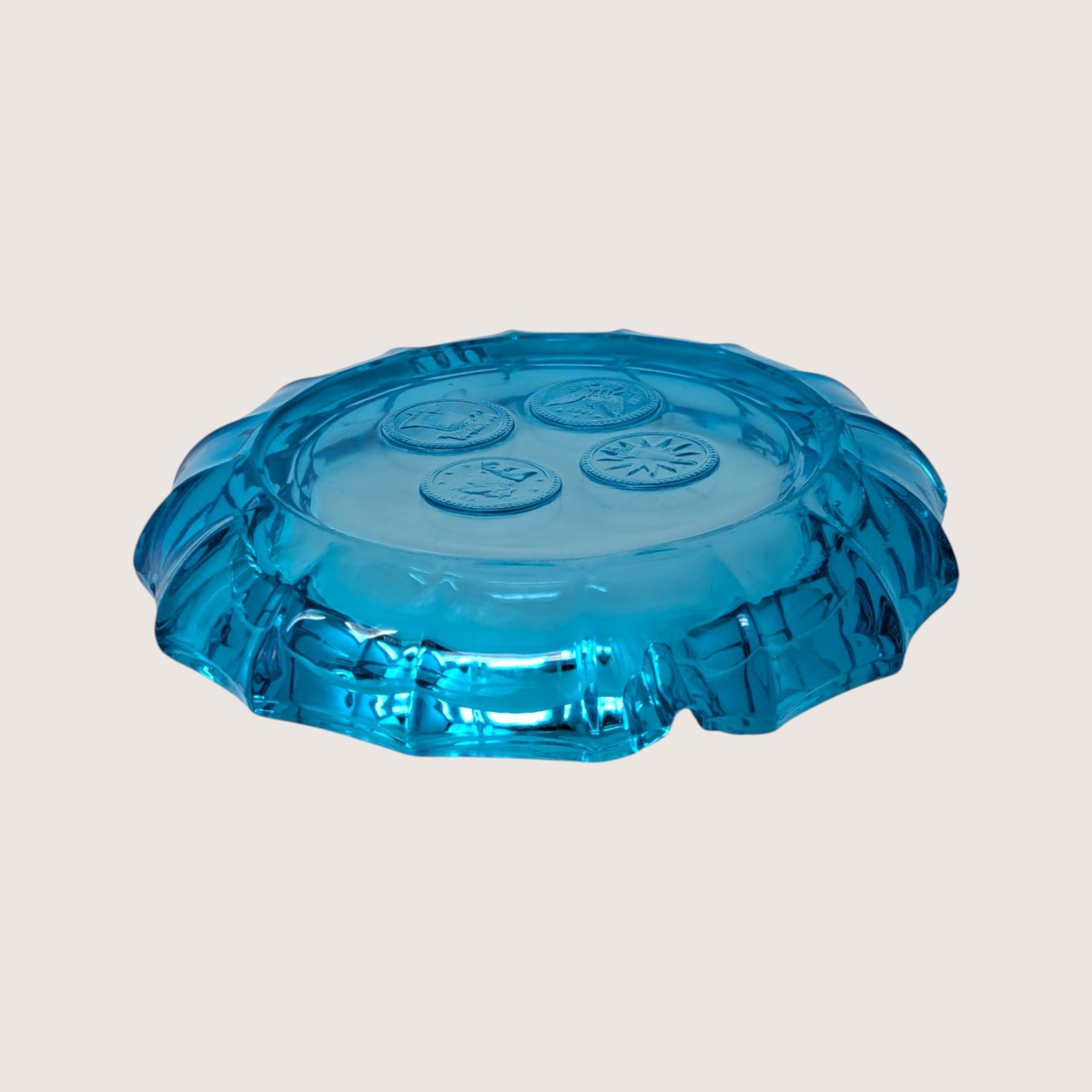 1960s Fostoria Blue Coin Glass Round Ashtray Round