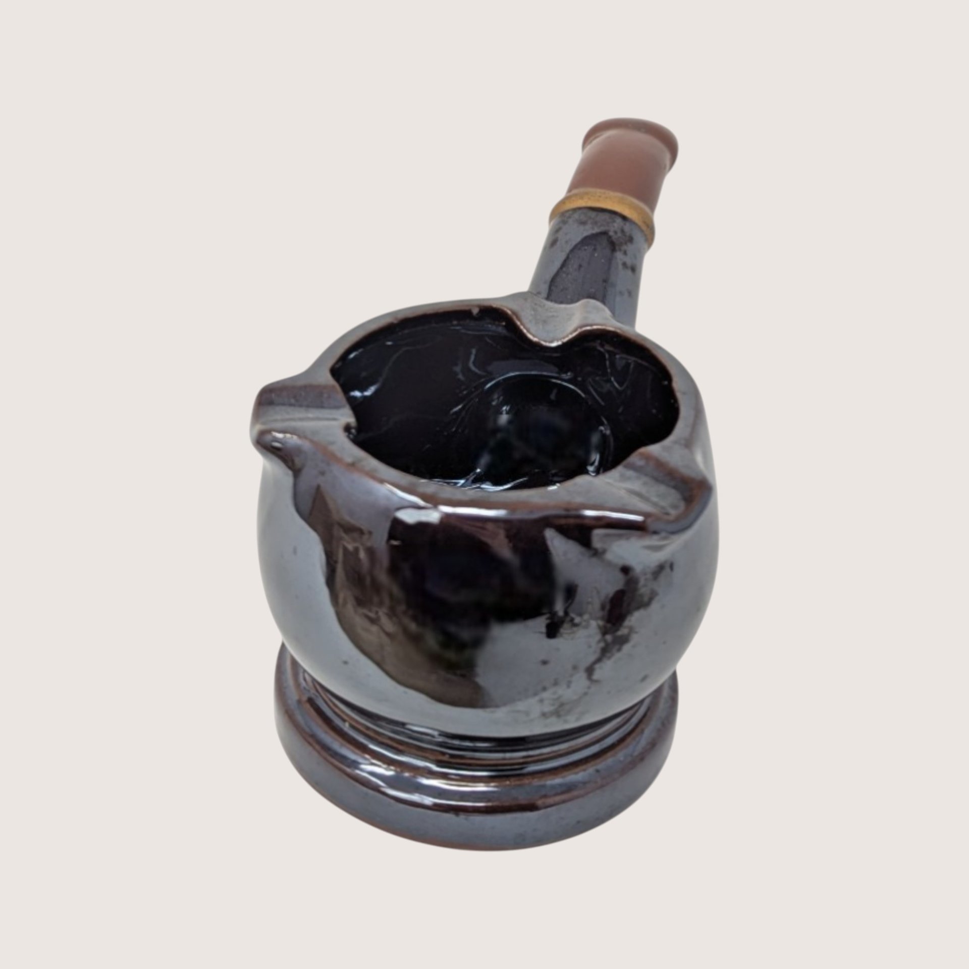 1960s Royal Japan Ceramic Pipe Ashtray