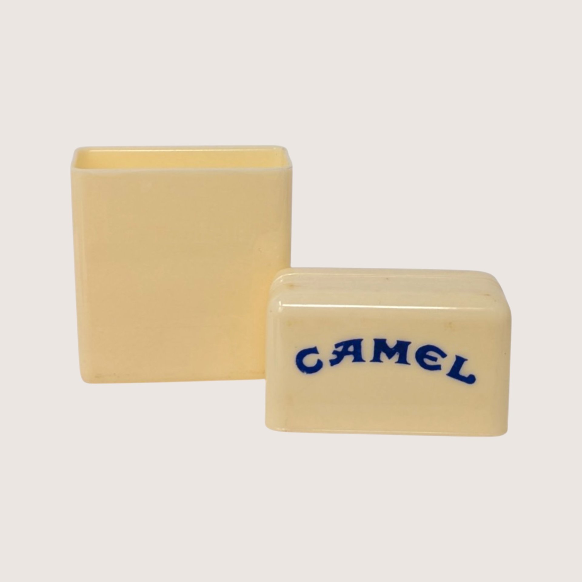 1980s EMPTY Camel Plastic Cigarette Case Cream Advertising Tobacciana Box