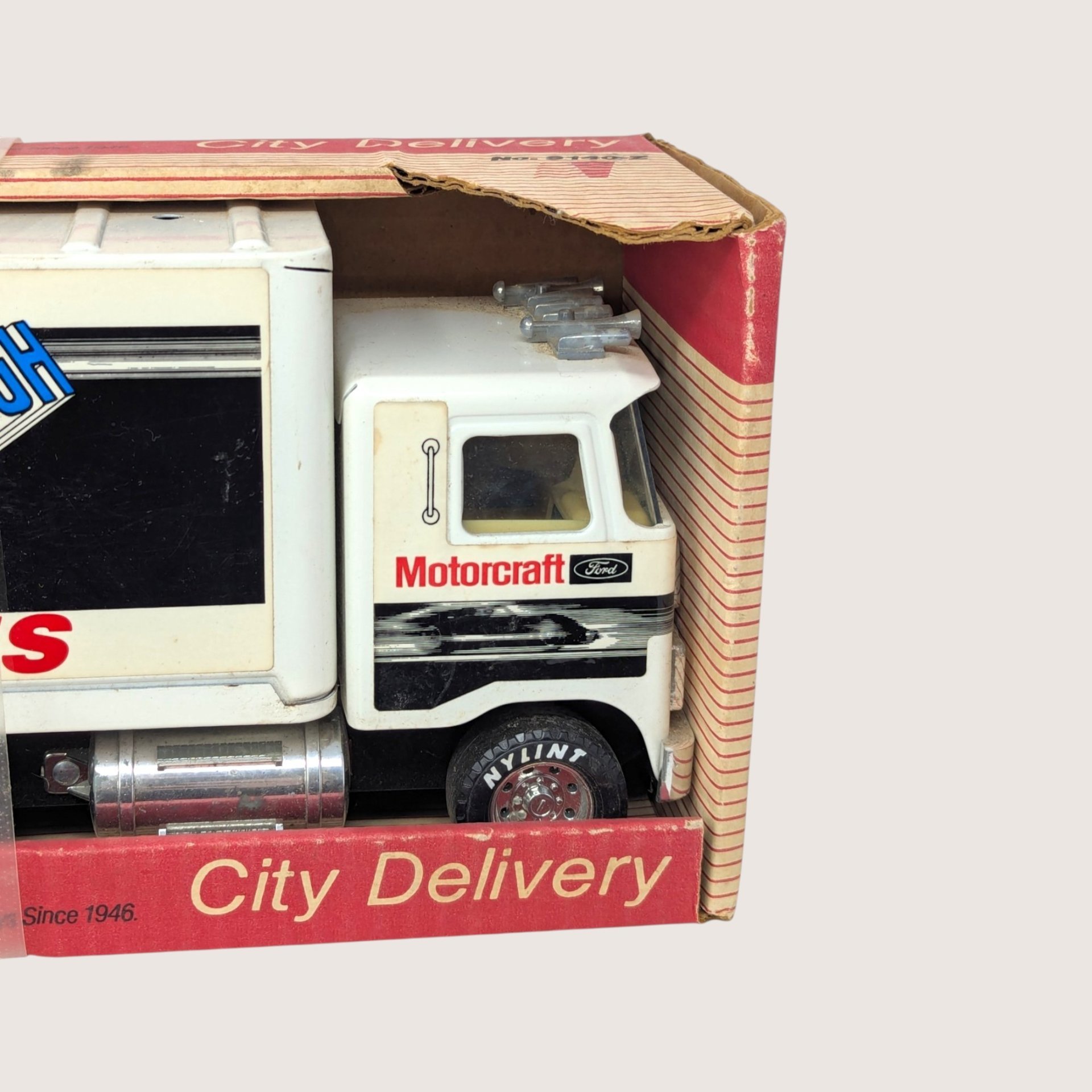1980s Nylint Ford Motorcraft Batteries City Delivery Steel Box Truck
