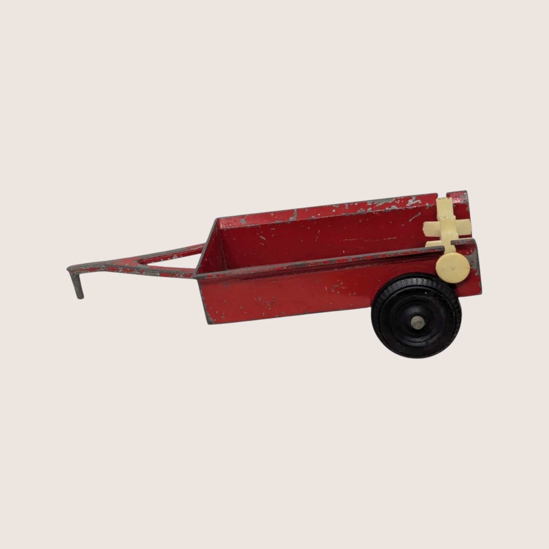 1970s ERTL Red Diecast Manure Spreader Farm Trailer Toy
