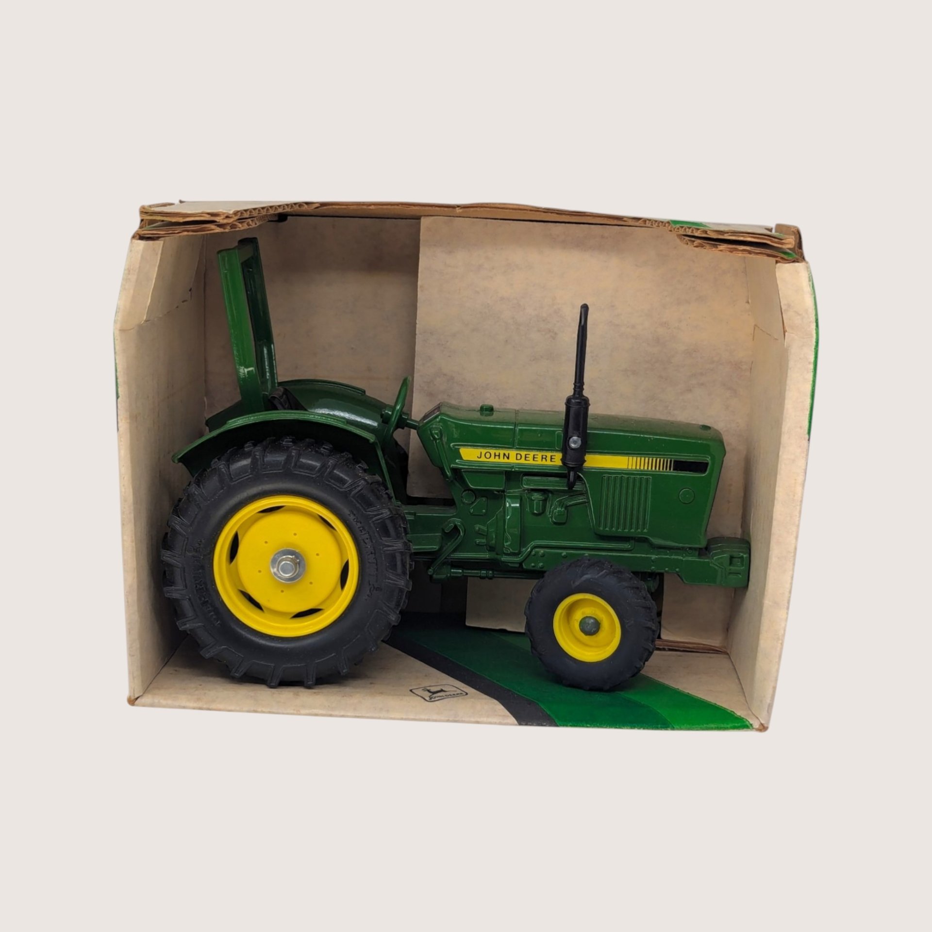 Vintage ERTL John Deere Utility Tractor Die Cast Replica 1/16