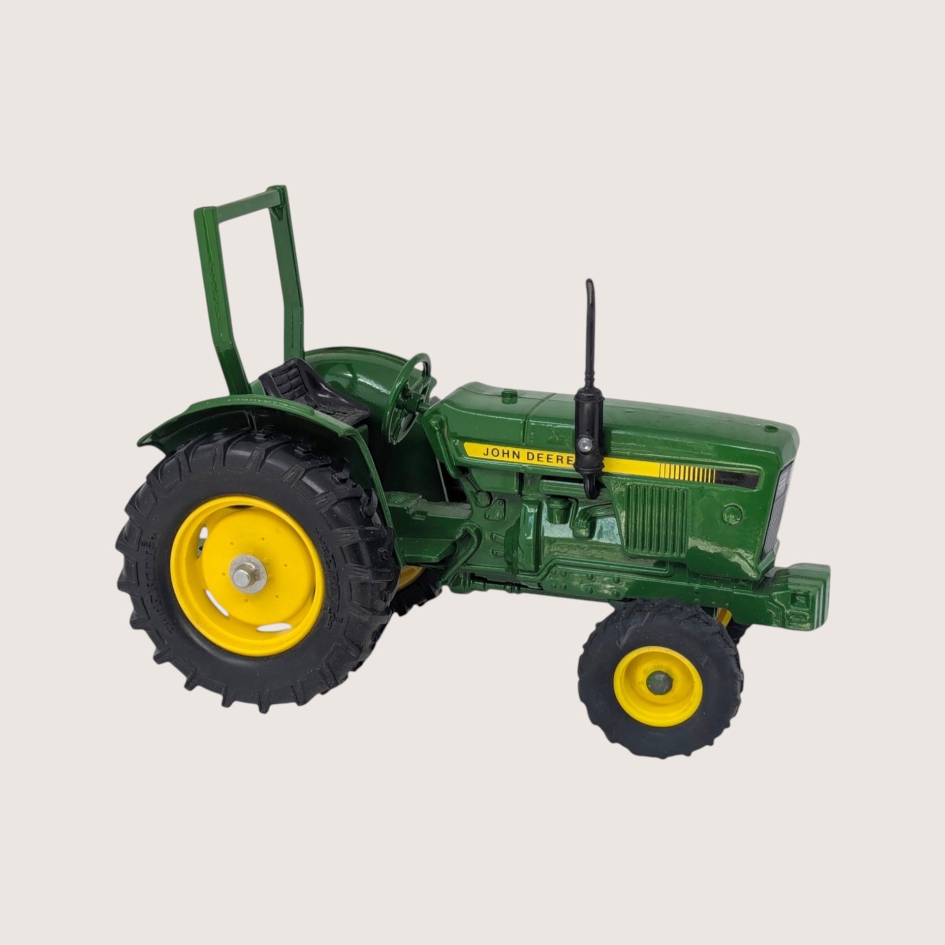 Vintage ERTL John Deere Utility Tractor Die Cast Replica 1/16