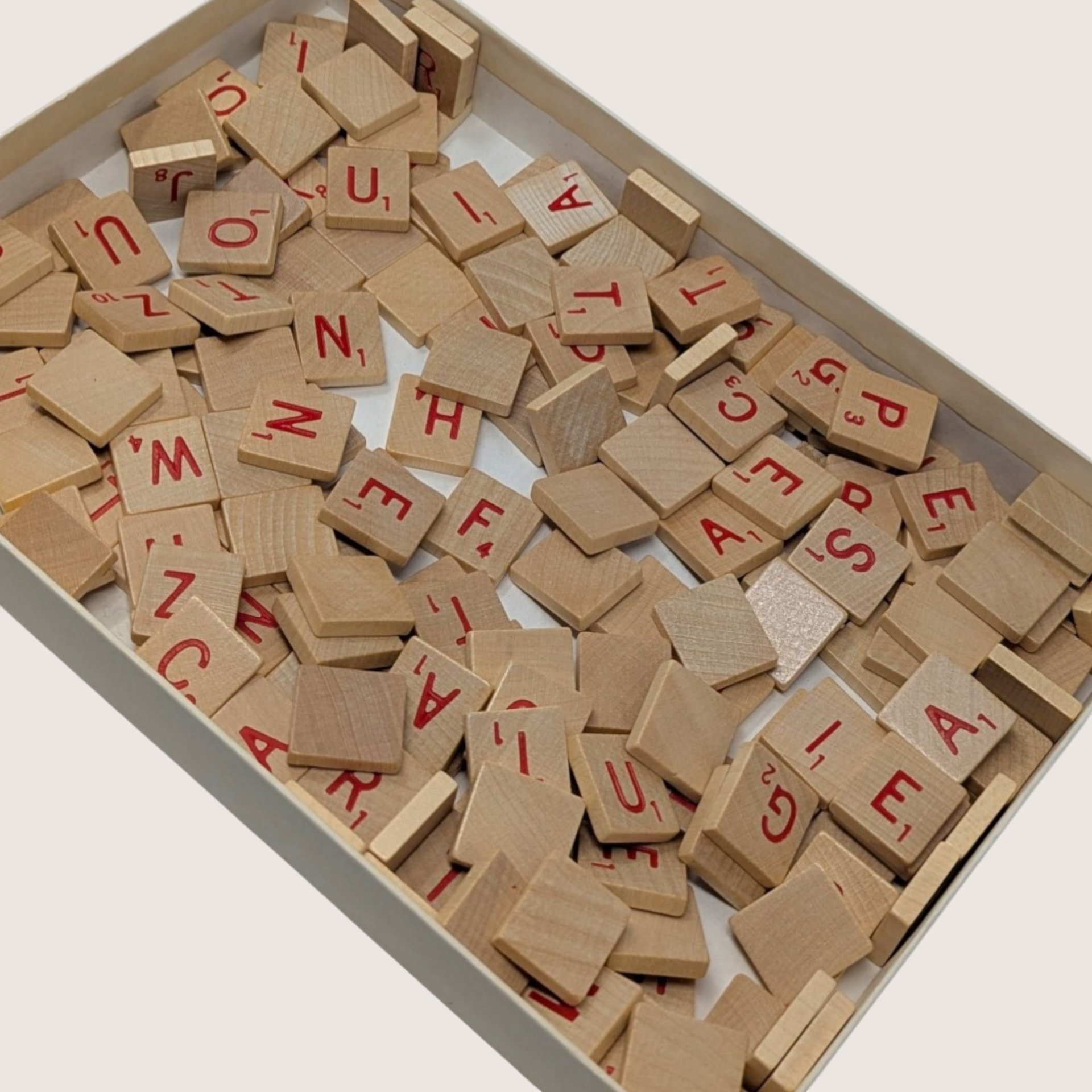 1975 Selchow and Righter Scrabble Scoring Anagrams Board Game