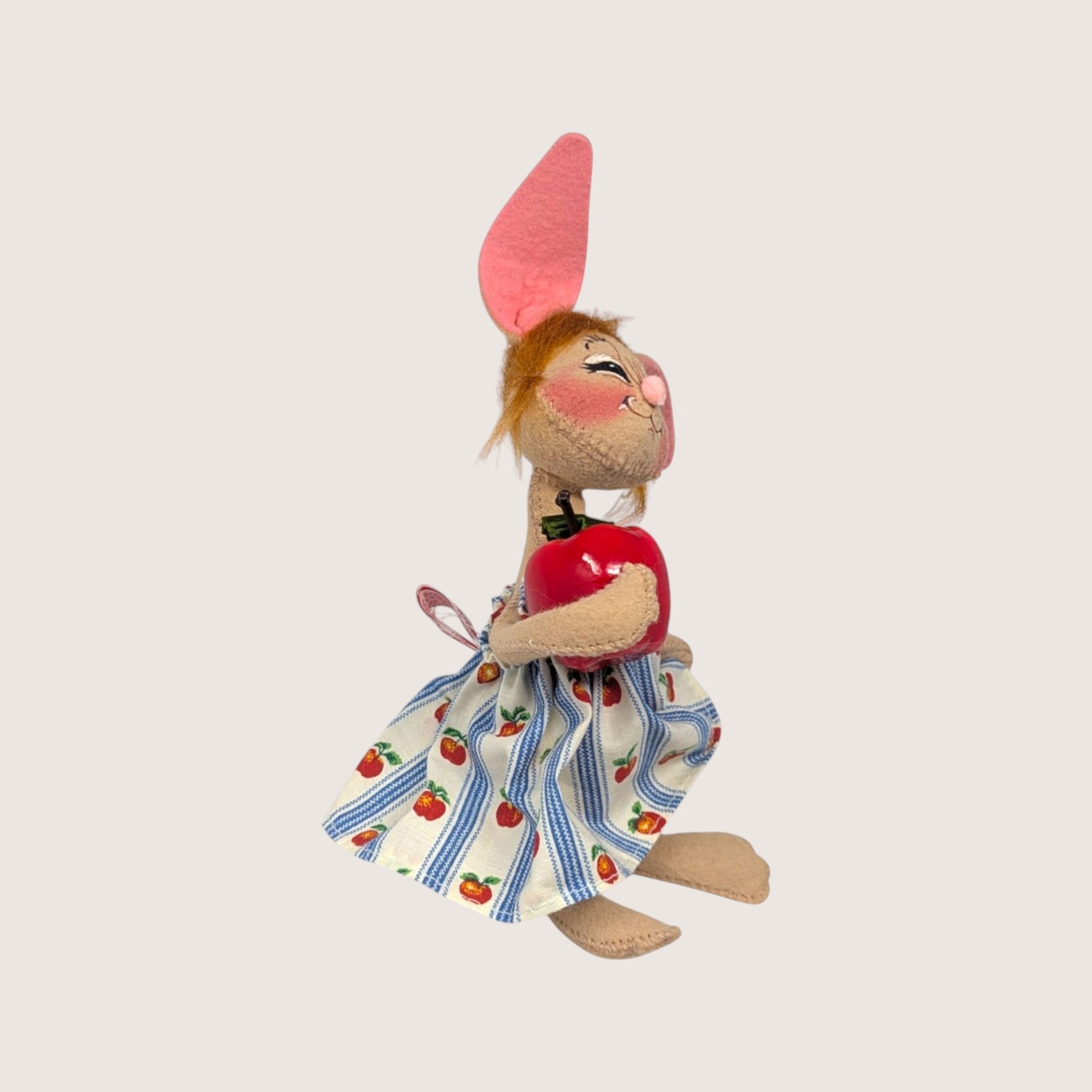 1995 Annalee Felt Fabric Country Girl Bunny Figurine