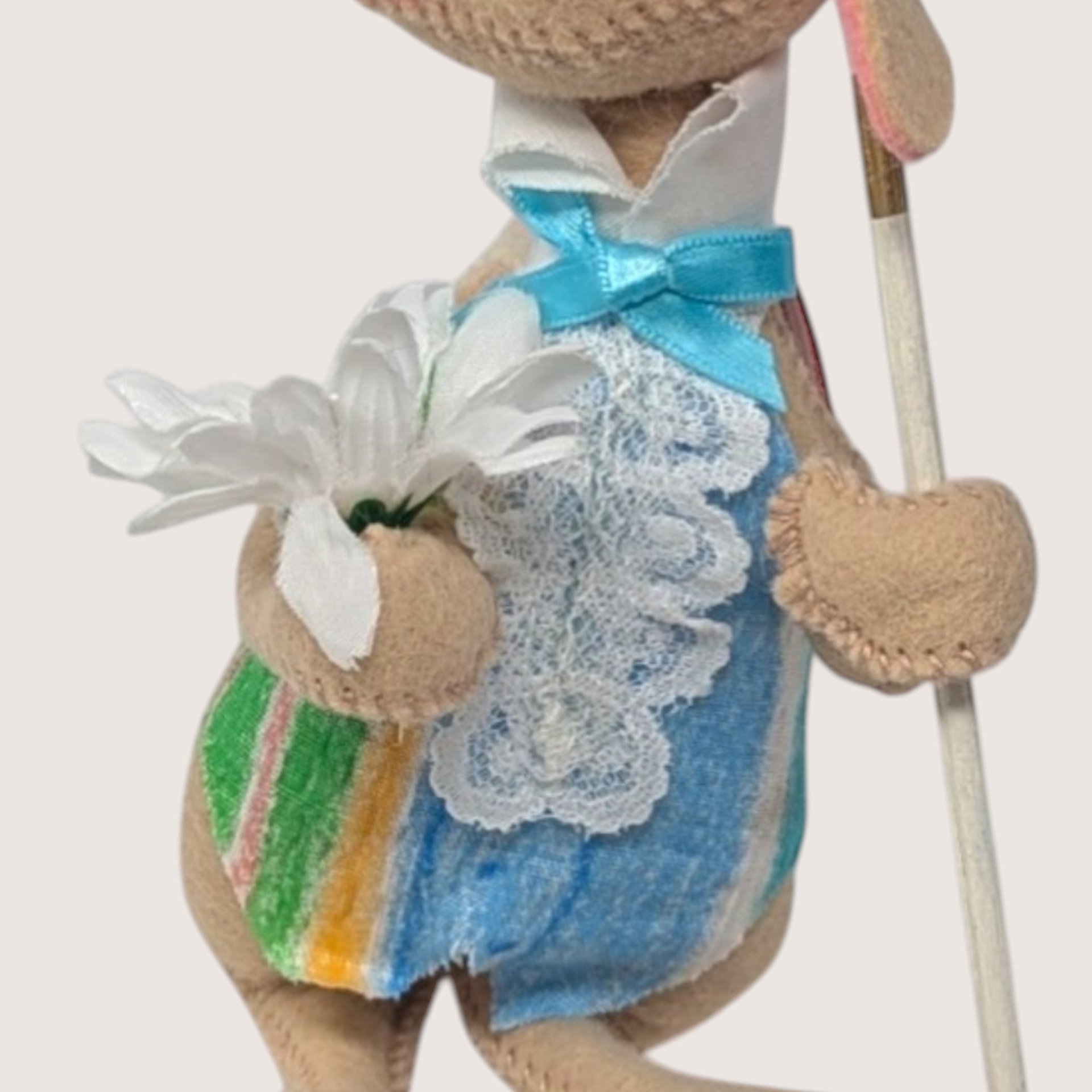 1996 Annalee Felt Fabric Easter Bunny Figurine