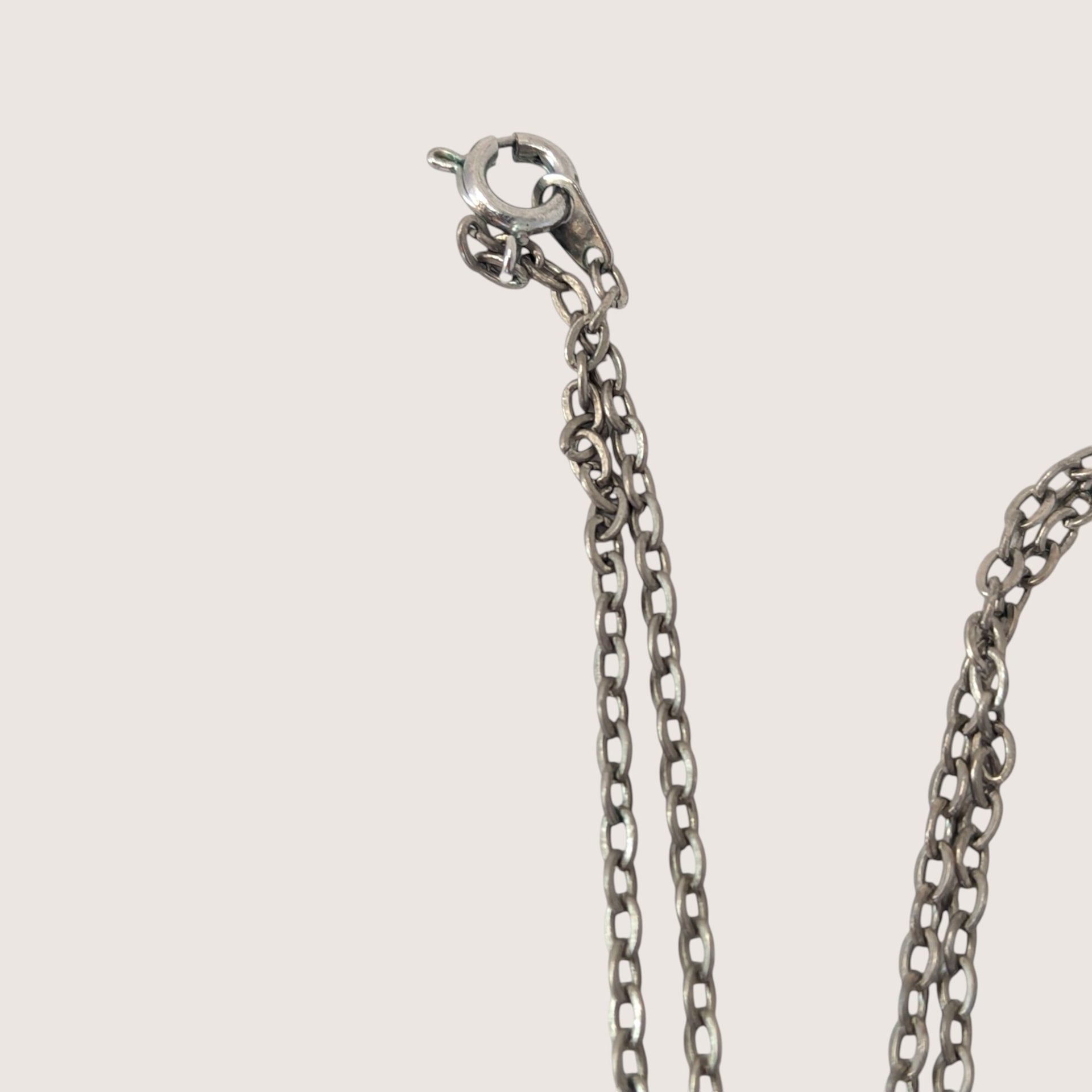 Vintage Silver Tone R Tennsmed Heart Pendant Necklace