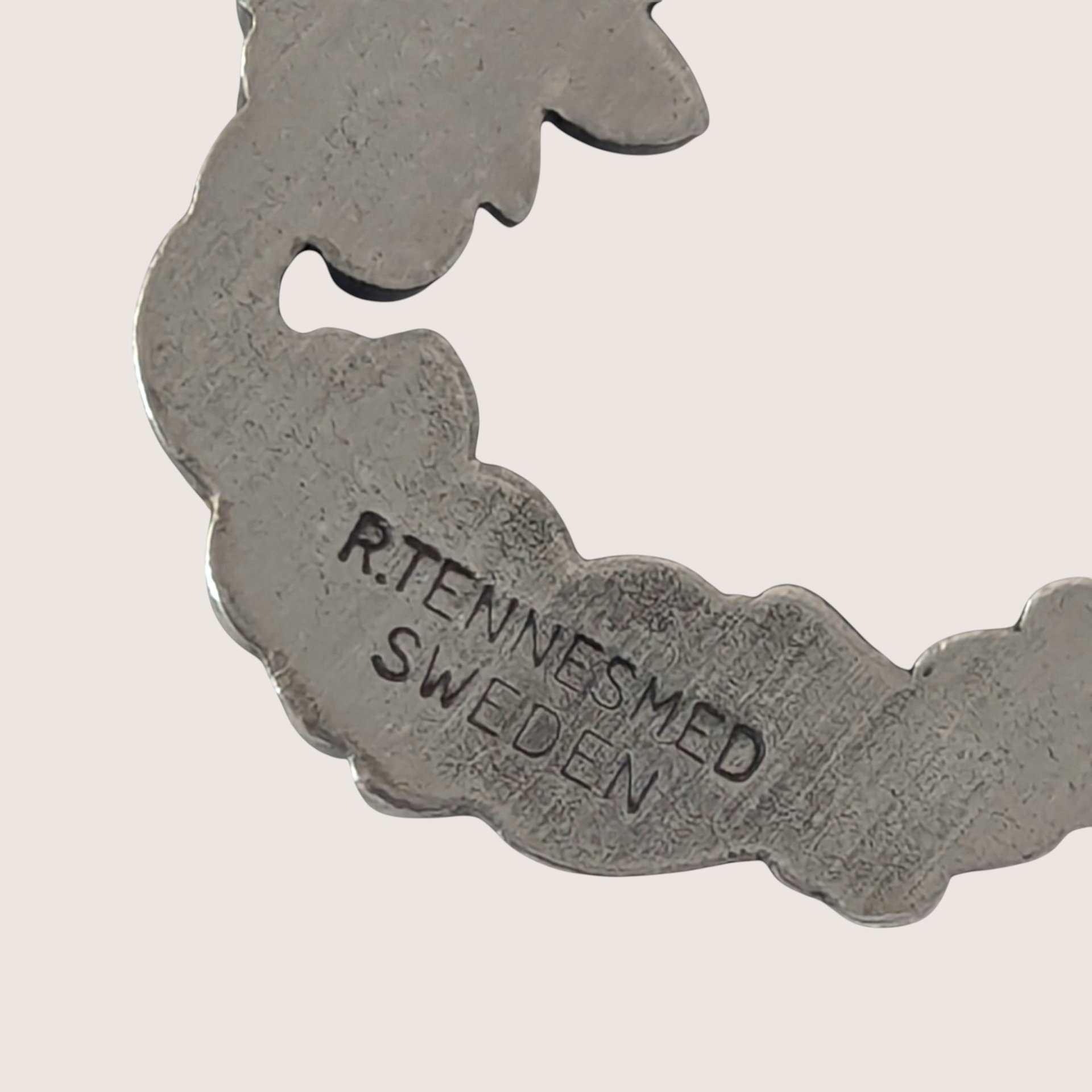 Vintage Silver Tone R Tennsmed Heart Pendant Necklace