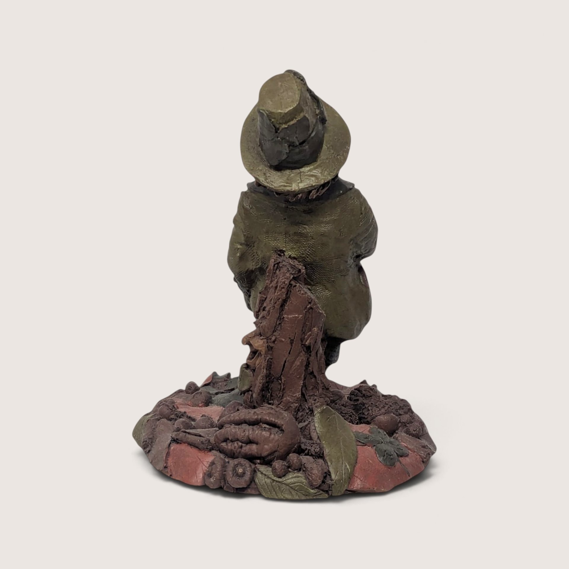 Vintage Tom Clark Cairn Studios Gnome Signed Figurine with Rose