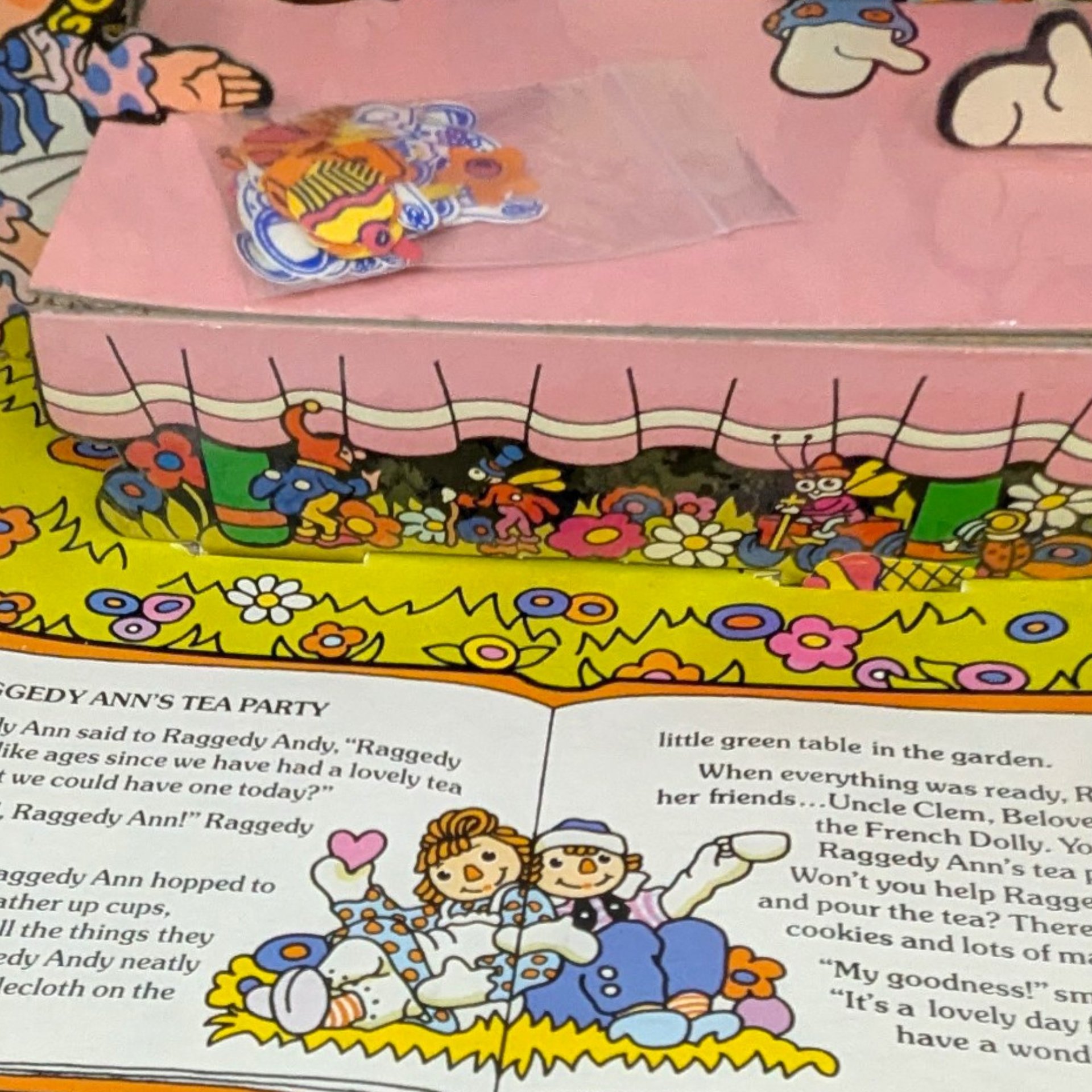 1974 Raggedy Ann Pop-Up Tea Party Colorforms