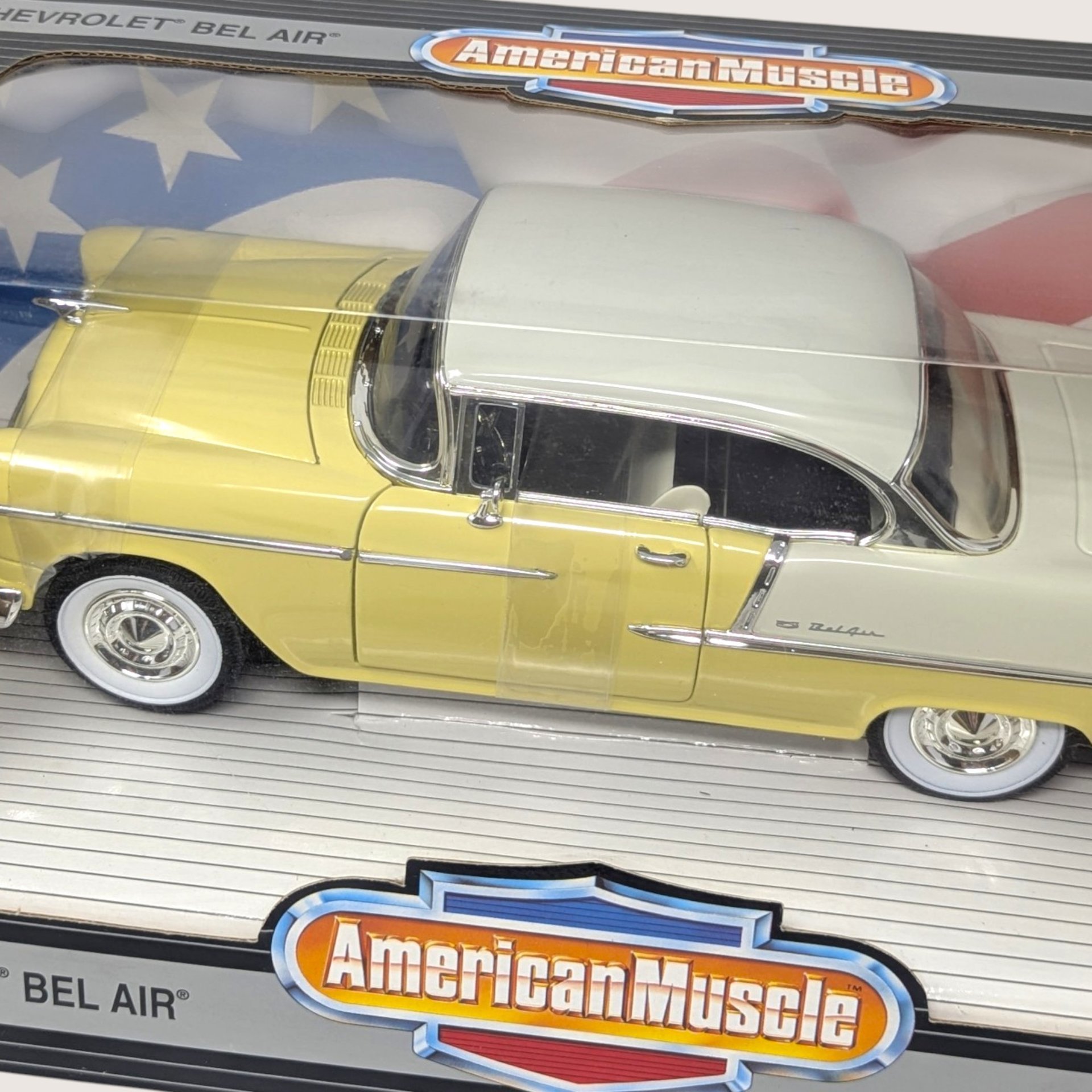 Ertl American Muscle 1/18 Scale 1955 Chevrolet Bel Air Die-Cast Car