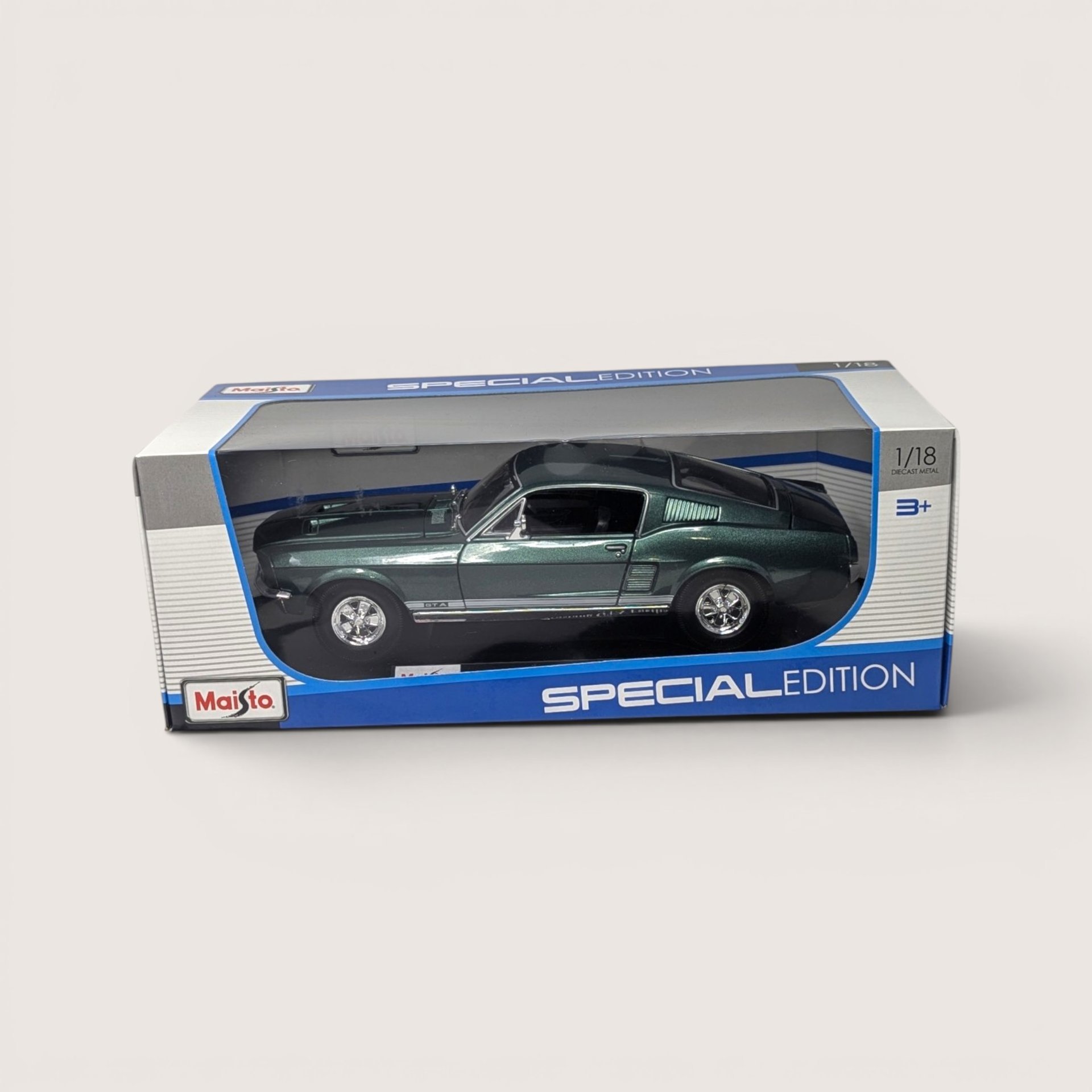 Vintage Maisto 1/18 Scale 1967 Ford Mustang GTA Fastback Die-Cast Car
