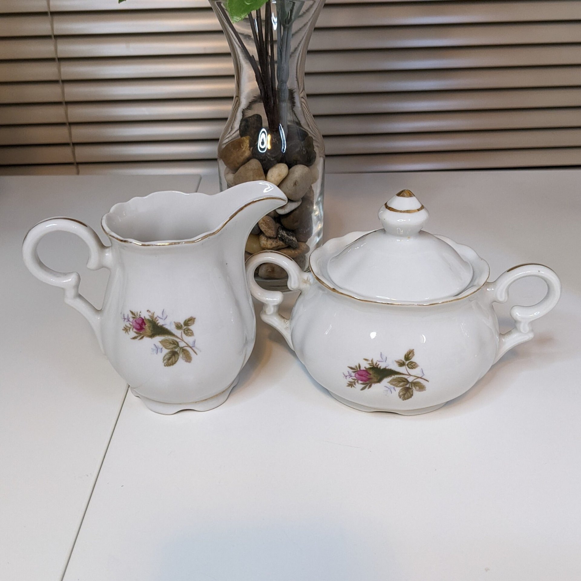 1950s Vintage Rose Decorated Tea Set - 15 Pieces