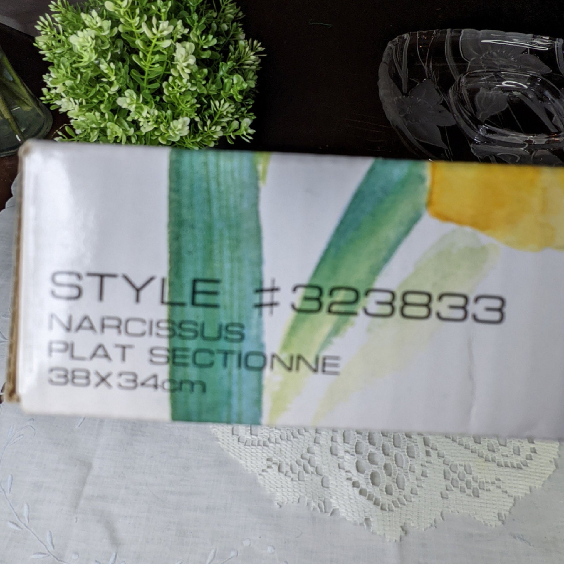 1989 Crystal Clear Studios Narcissus Serving Platter Etched Daffodils