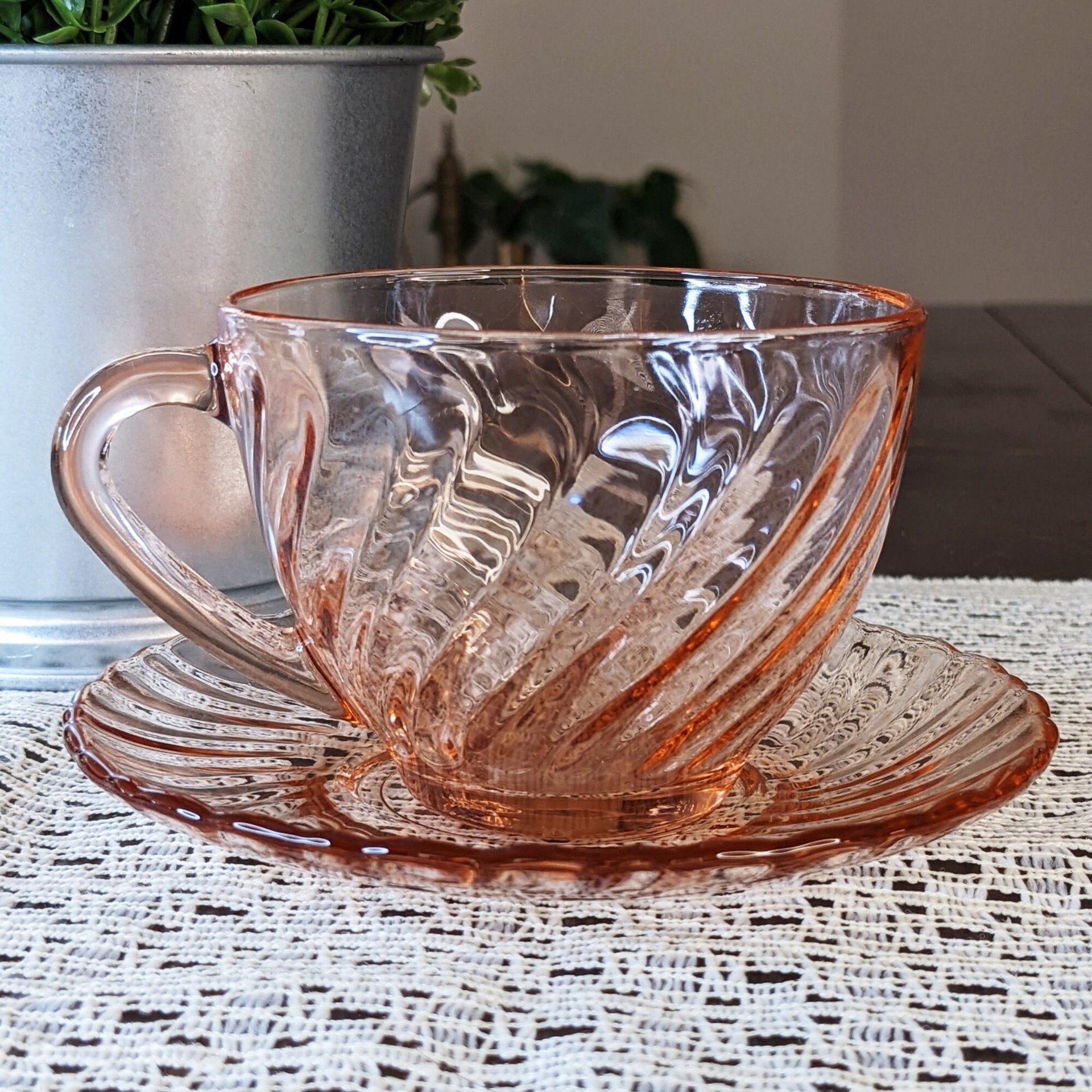 Arcoroc of France Rosaline Pink Swirl Tea Cups and Saucers, Set of 2