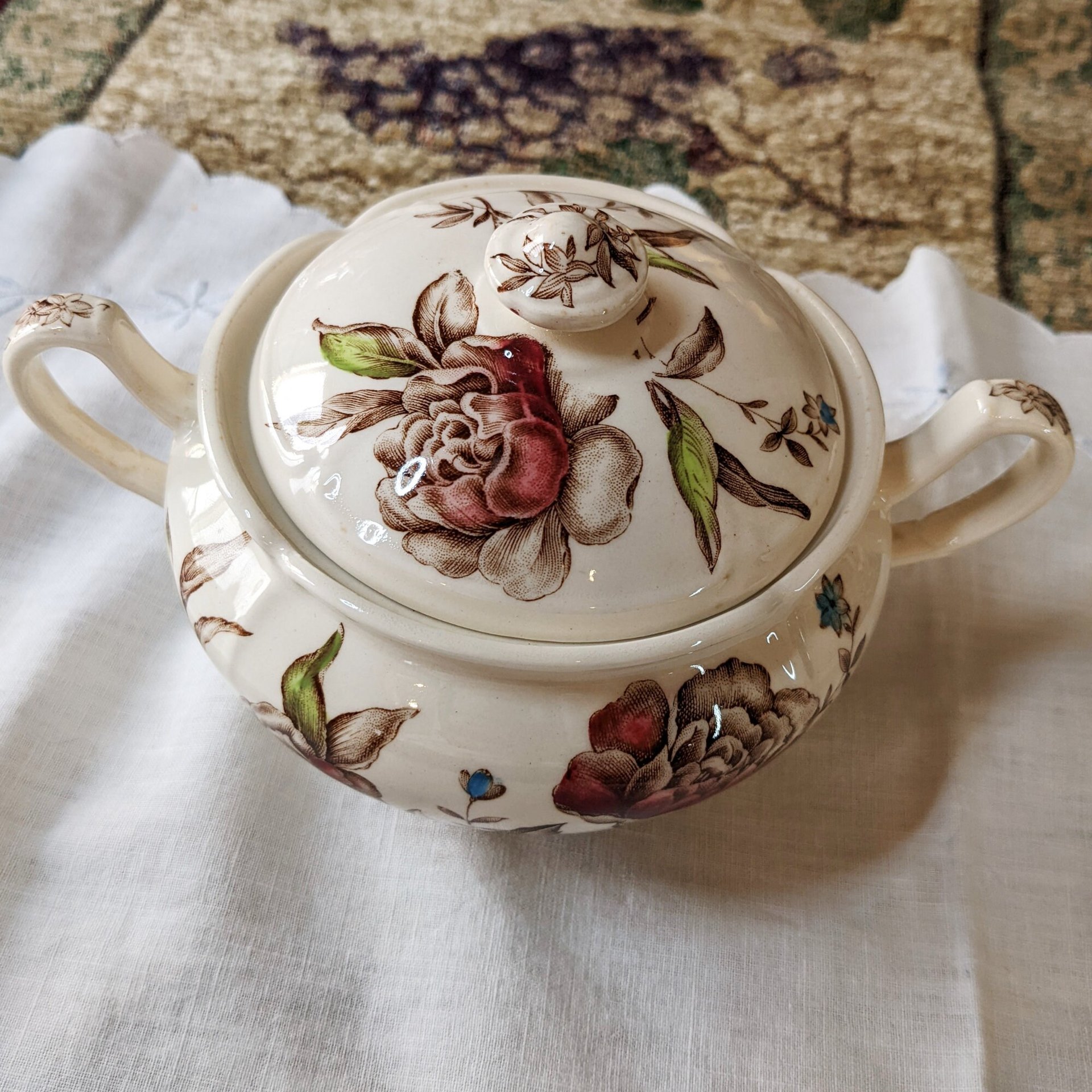 Johnson Bros Windsor Ware Floral Sugar Bowl with Lid