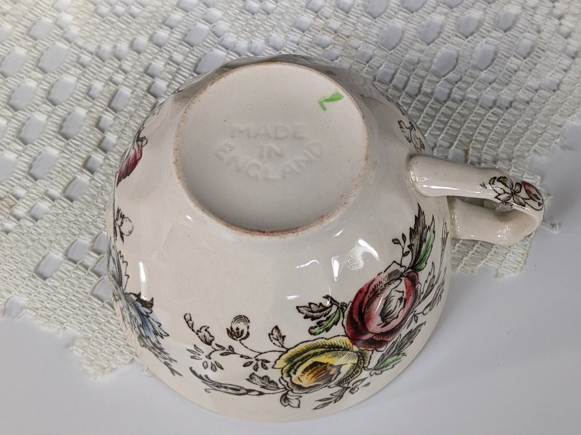 2 Vintage Johnson Brothers Sheraton Cups