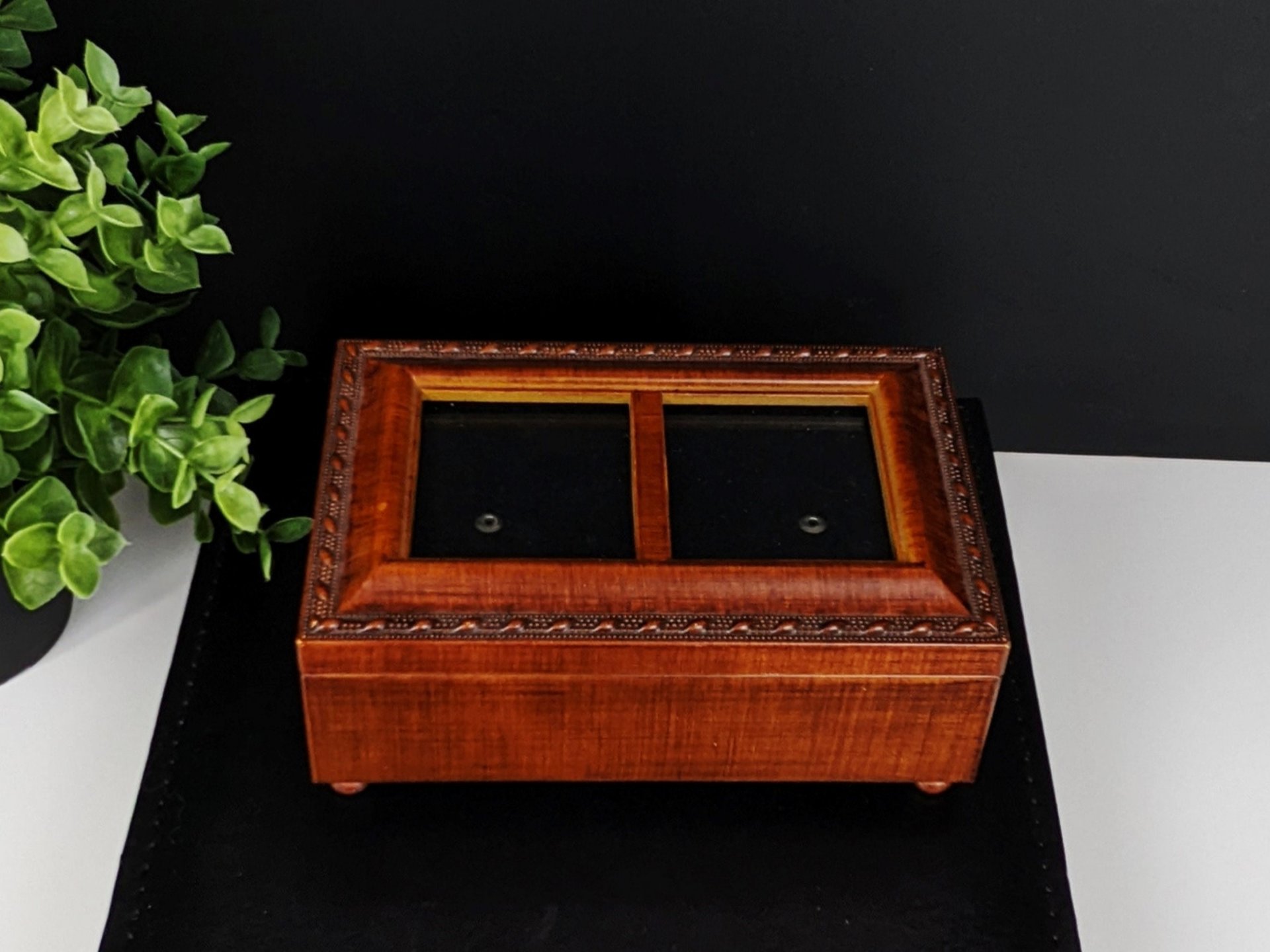 Sanko Amazing Grace Trinket Music Box