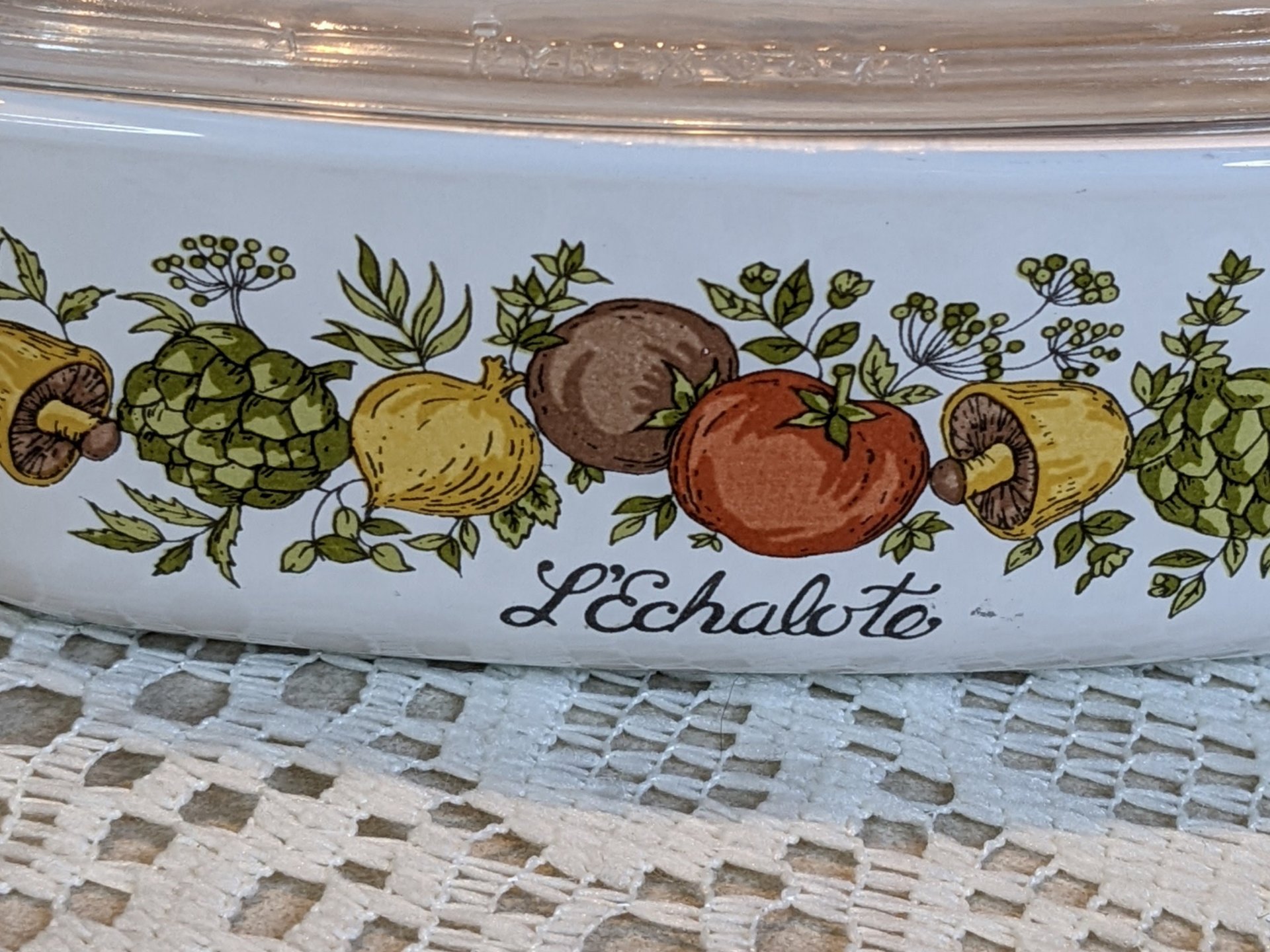Corning Ware L'Echalote Spice of Life Quart Casserole Dish With Glass Lid