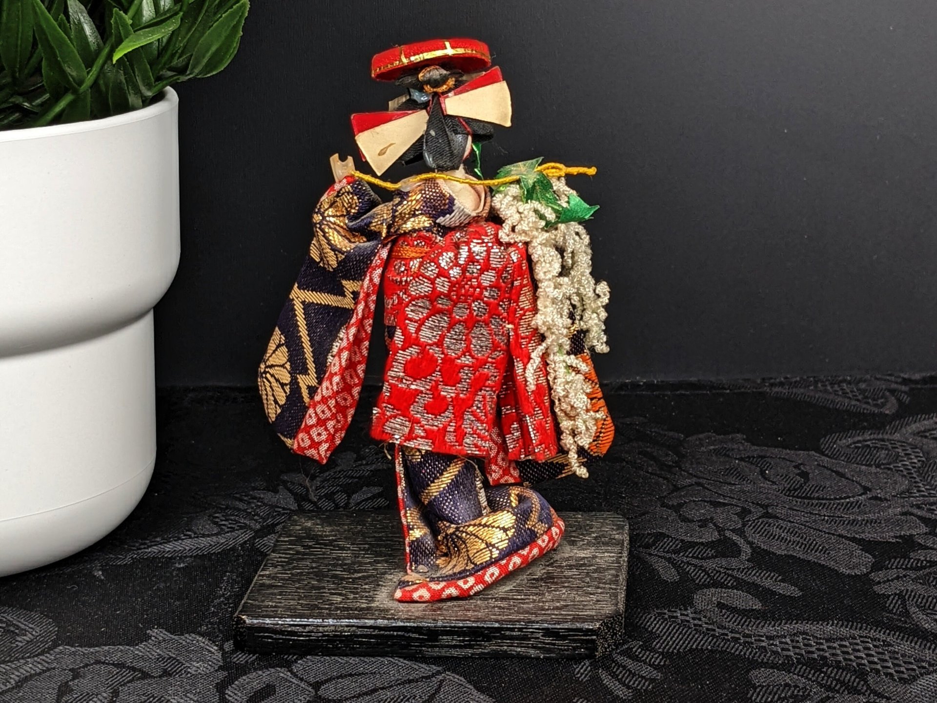 Pair of Vintage Small Wooden Geisha Figurines