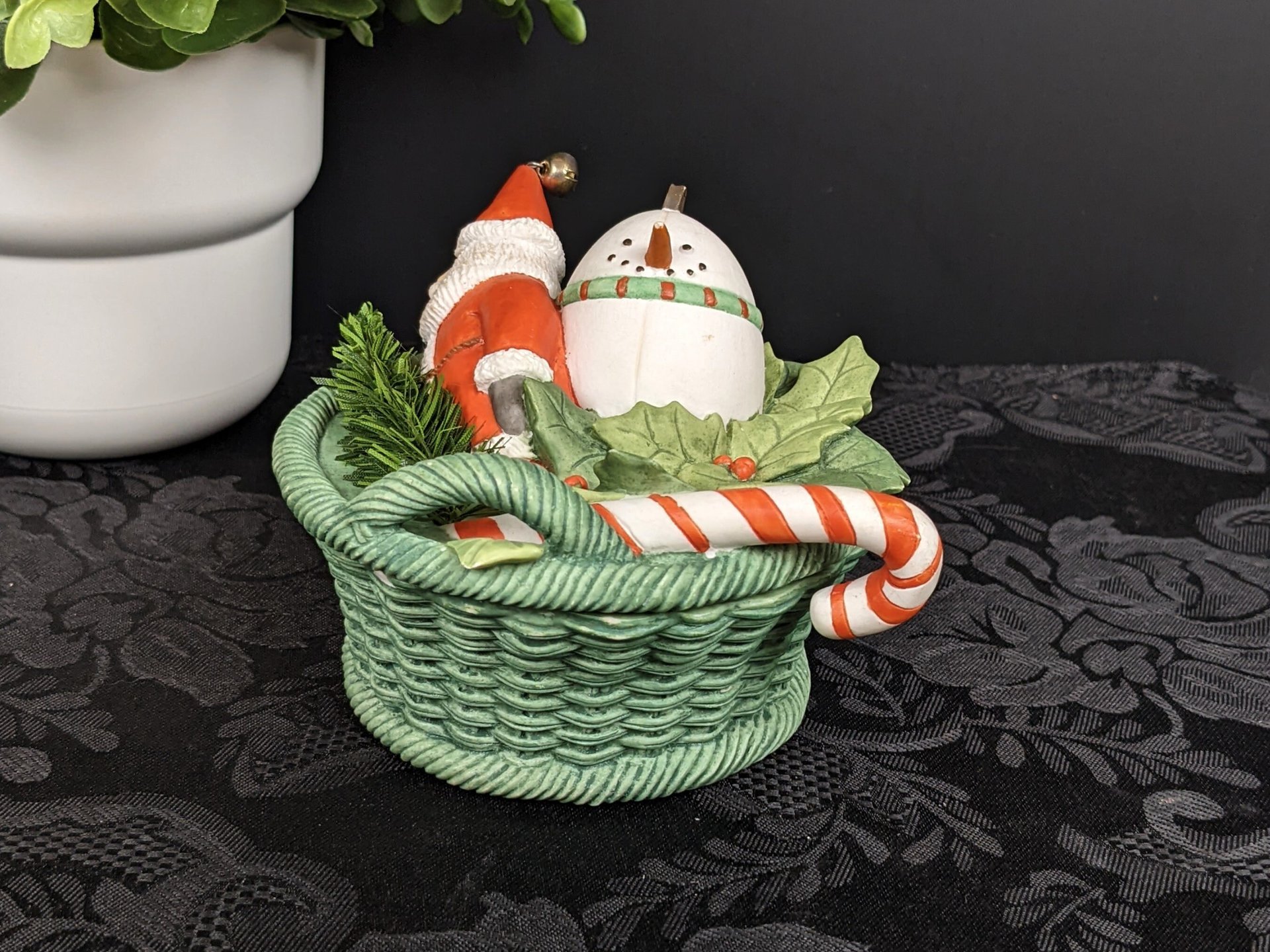 Vintage Marjolein Bastin Christmas Trinket Box