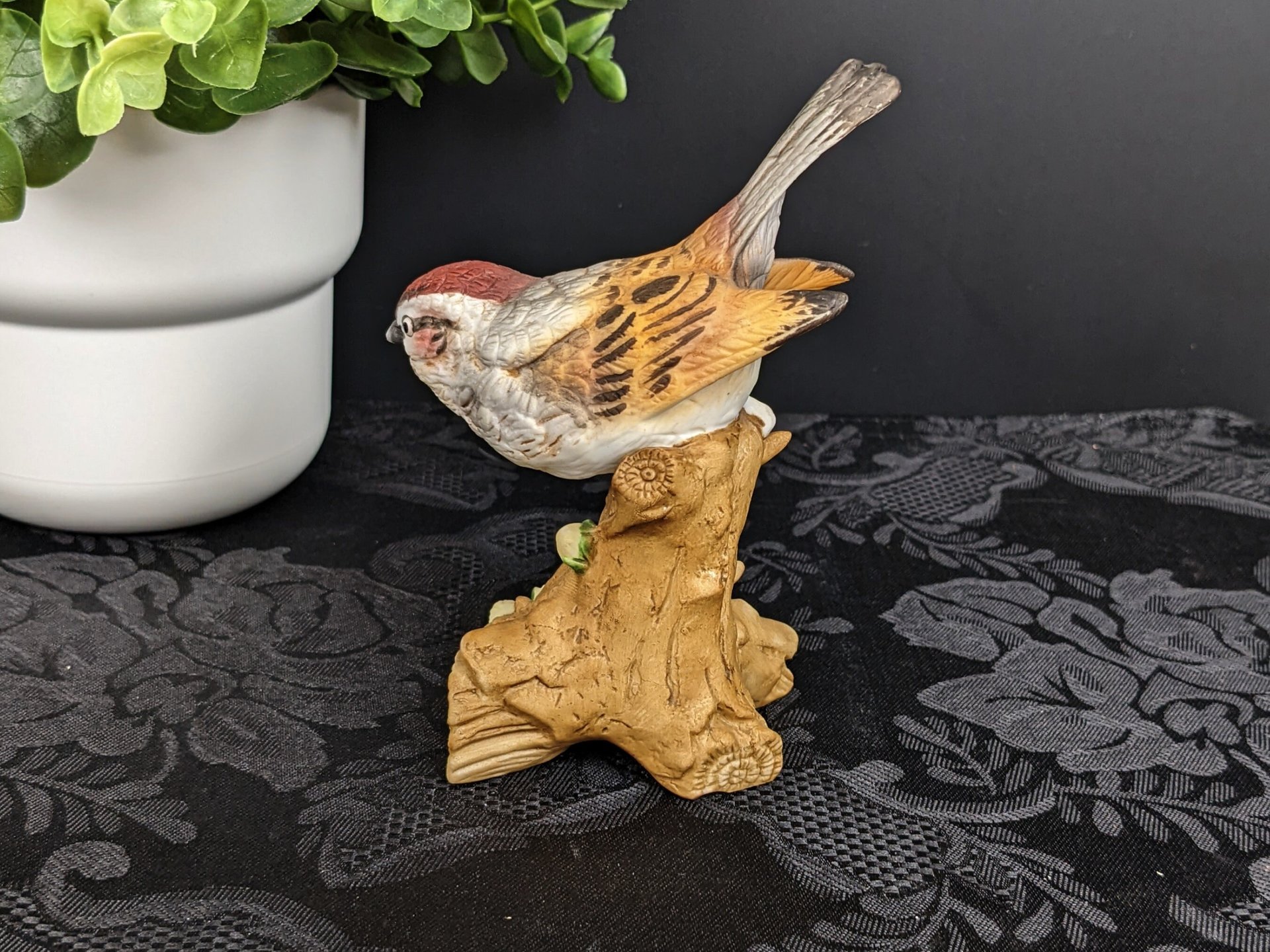 Vintage Ceramic Bird Figurine 06007