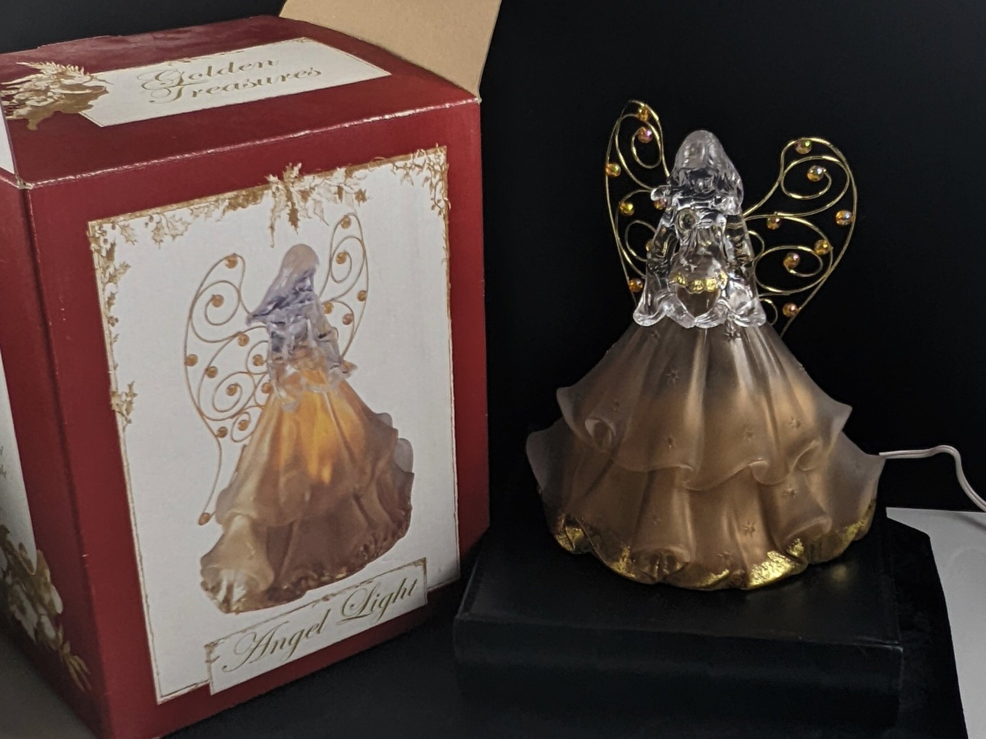 Golden Treasures 9" Light Up Angel