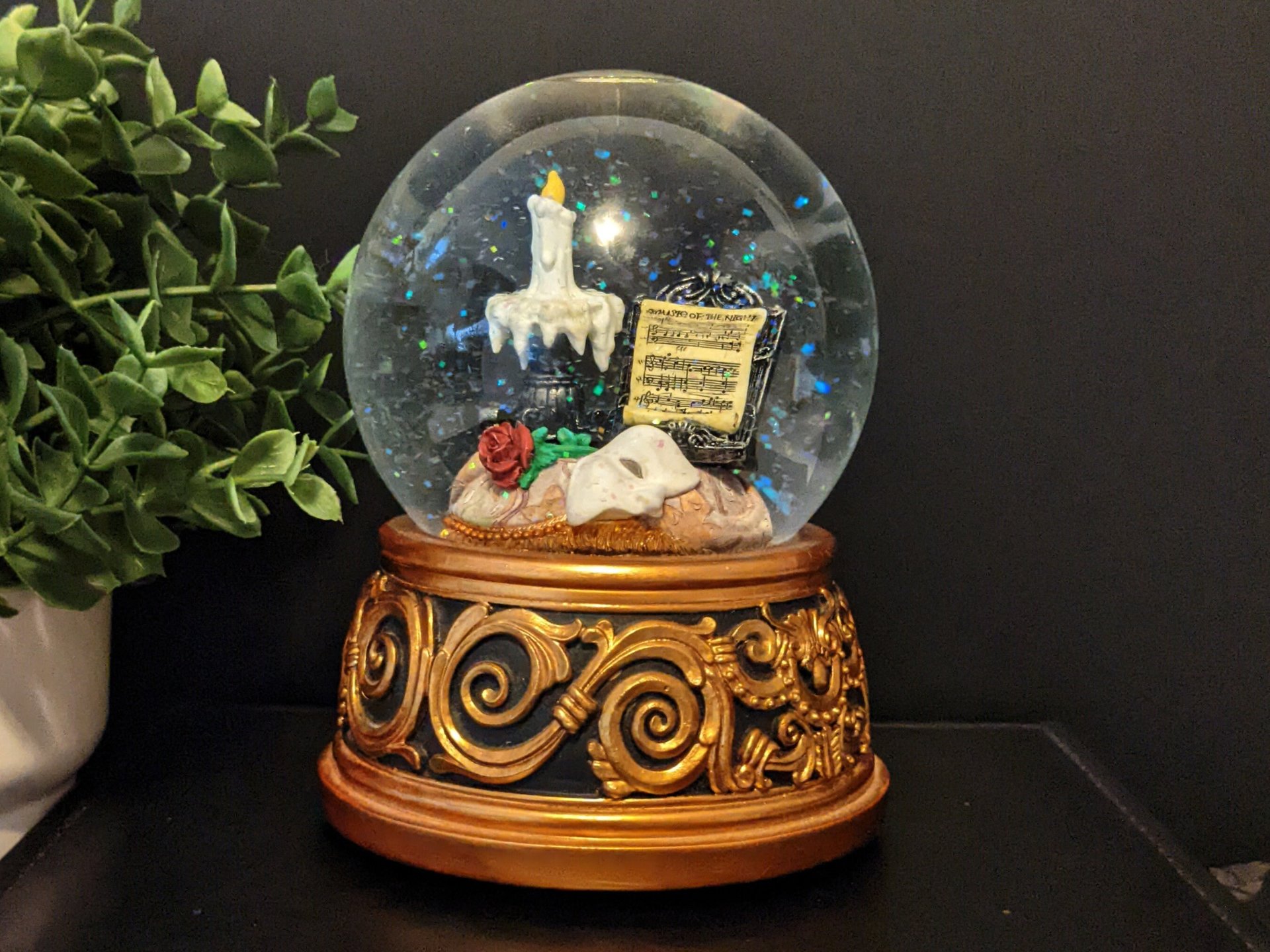 1986 San Francisco Music Box Phantom of the Opera Musical Globe