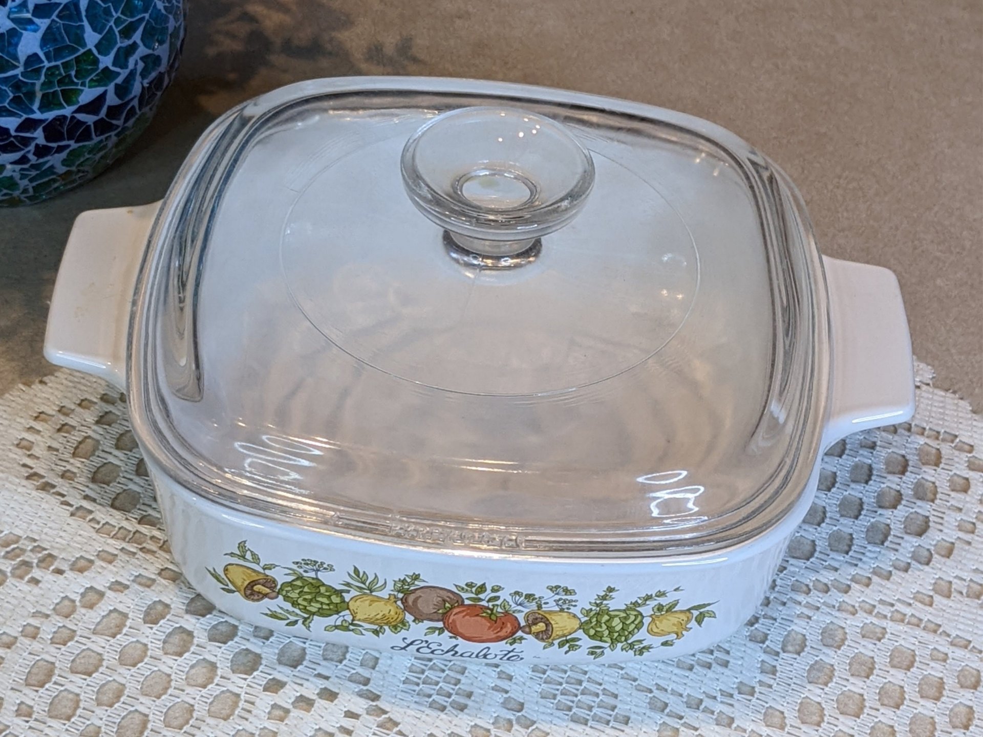 Corning Ware L'Echalote Spice of Life Quart Casserole Dish With Glass Lid