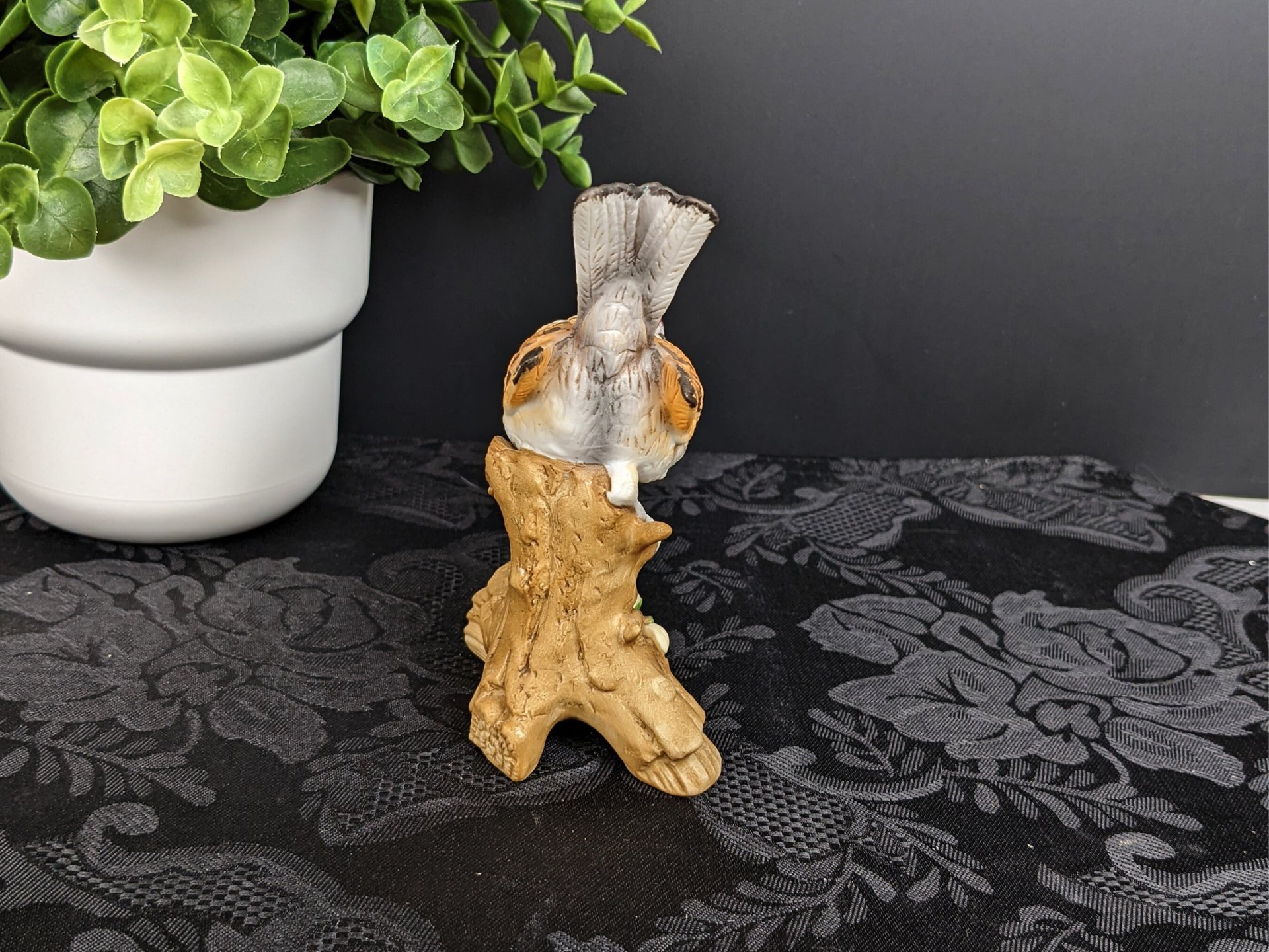 Vintage Ceramic Bird Figurine 06007