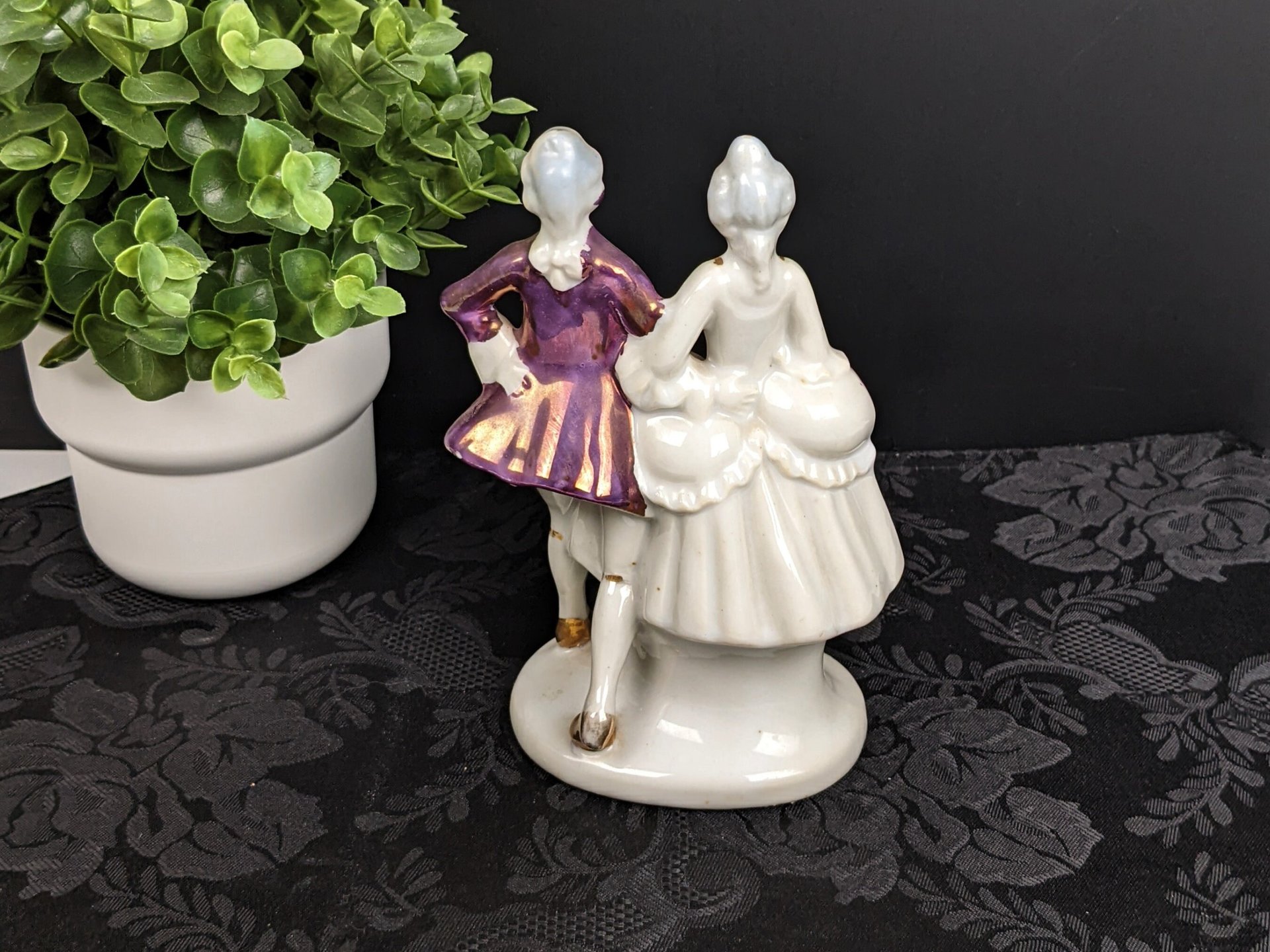 Vintage Porcelain Colonial Couple Figurine, Made in Japan