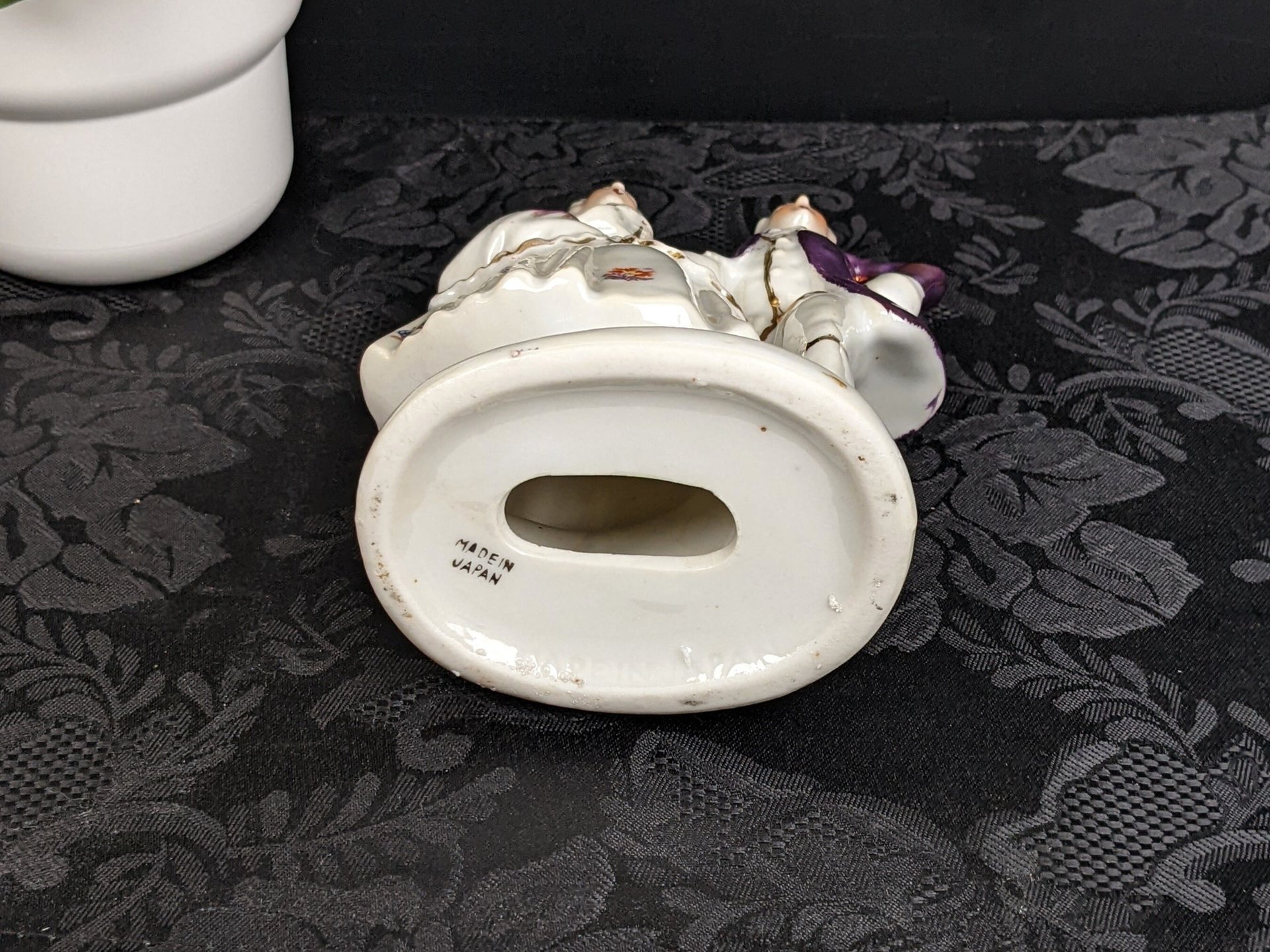 Vintage Porcelain Colonial Couple Figurine, Made in Japan