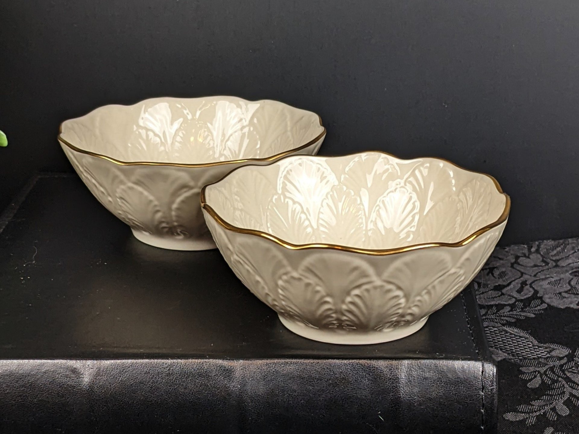 Set of 2 Lenox Embossed Leaf Sylvan Bon Bon Bowls