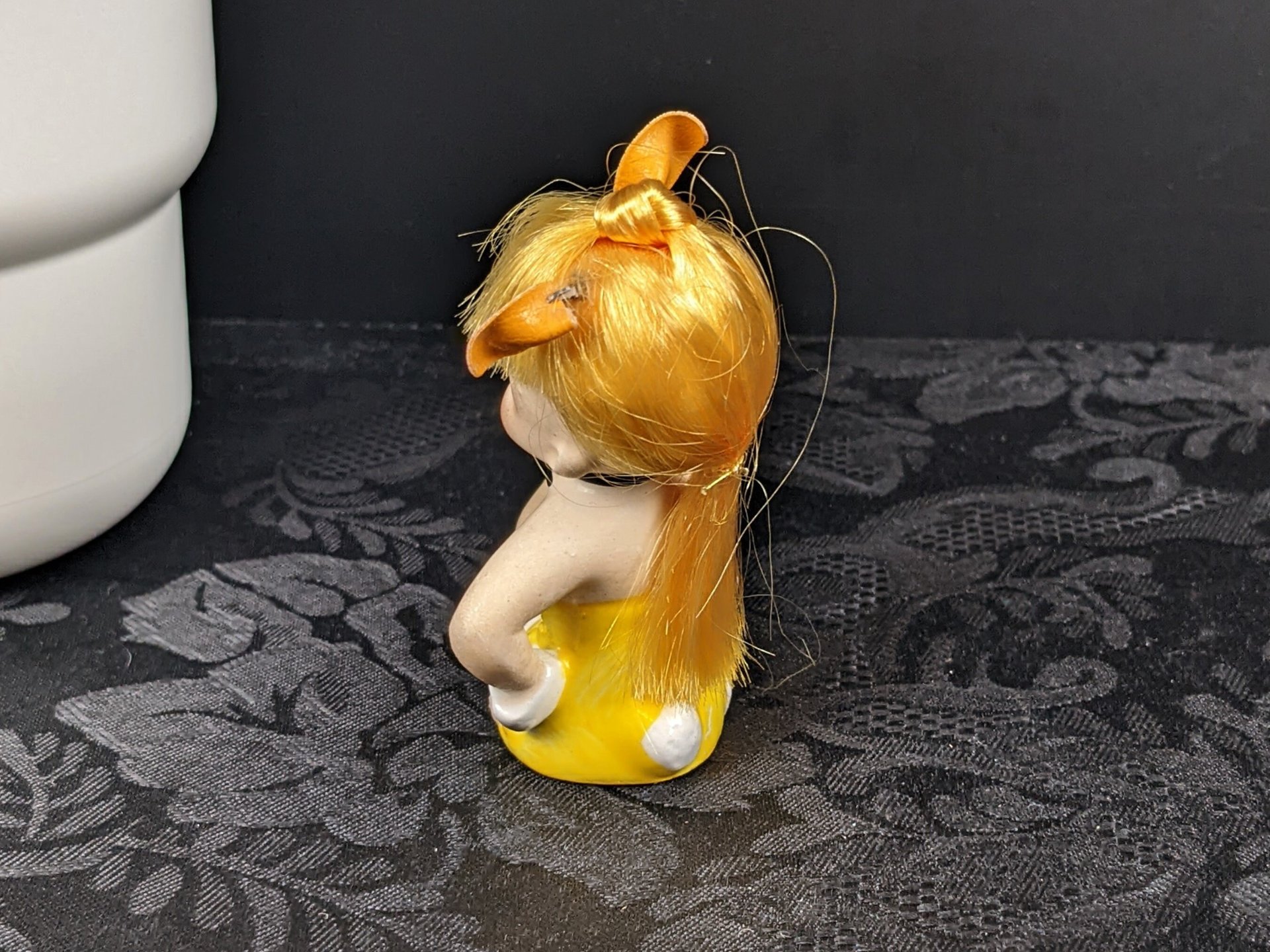 Vintage Lefton Girl Figurine 5501