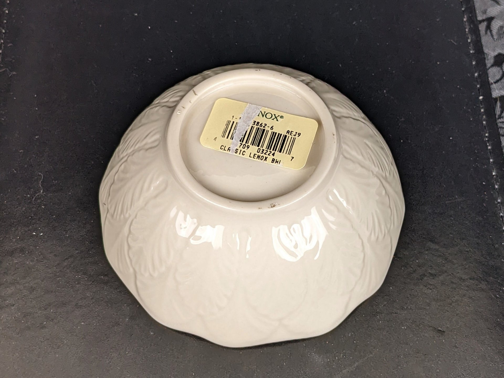 Set of 2 Lenox Embossed Leaf Sylvan Bon Bon Bowls