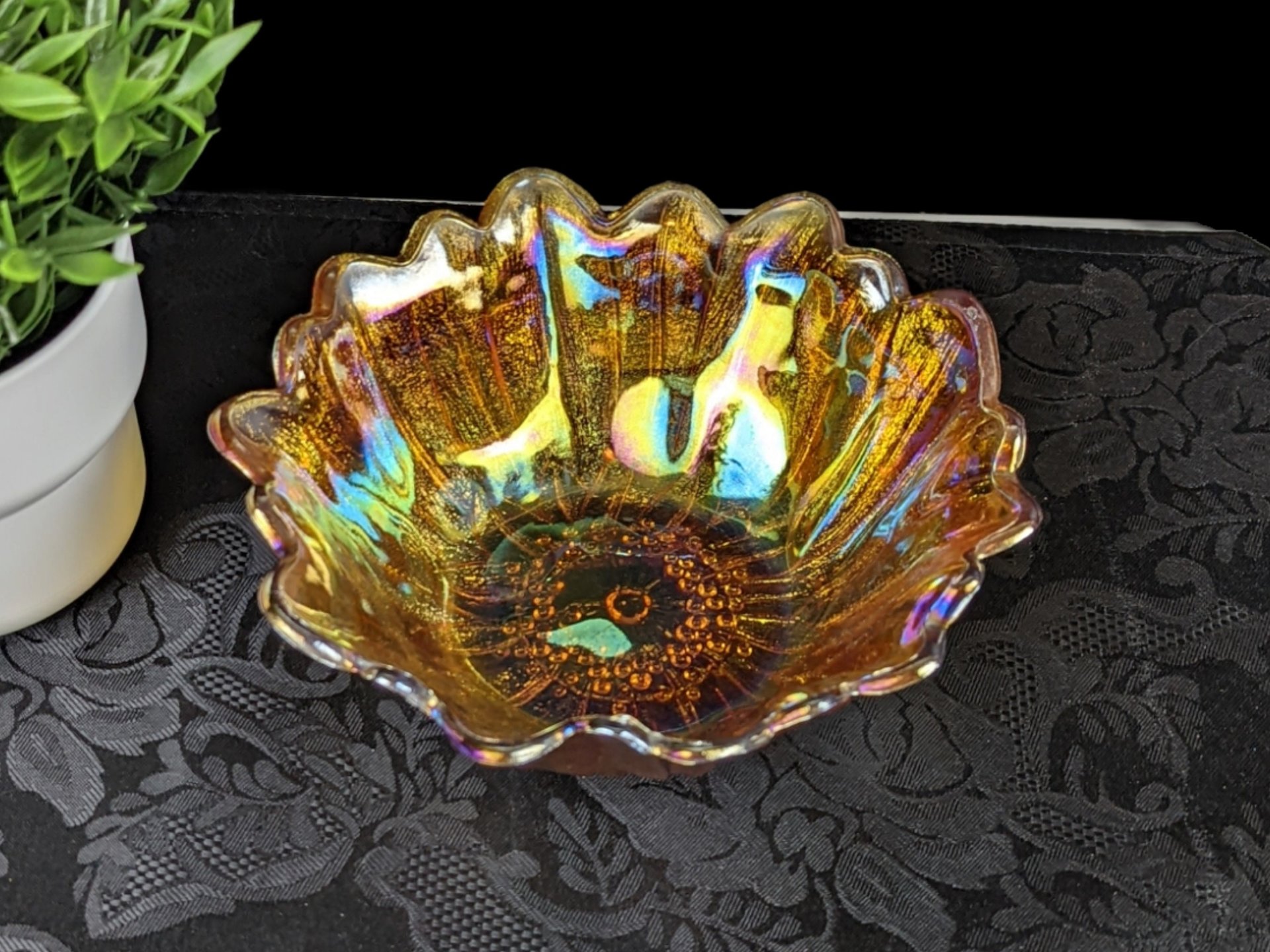 Indiana Glass Sunflower Carnival Glass Bowl