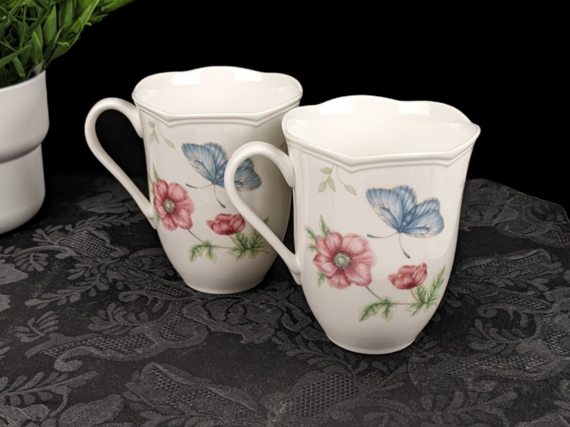 Pair of Lenox Butterfly Meadow Swallowtail Mugs