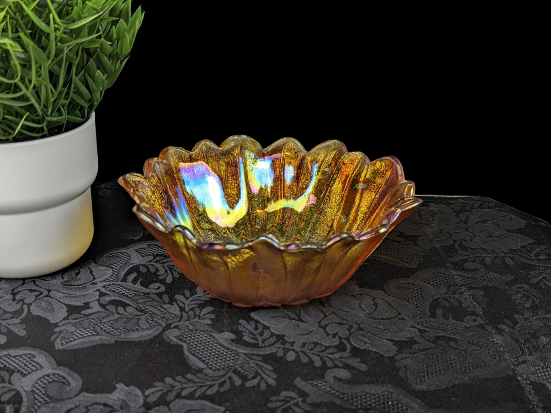 Indiana Glass Sunflower Carnival Glass Bowl