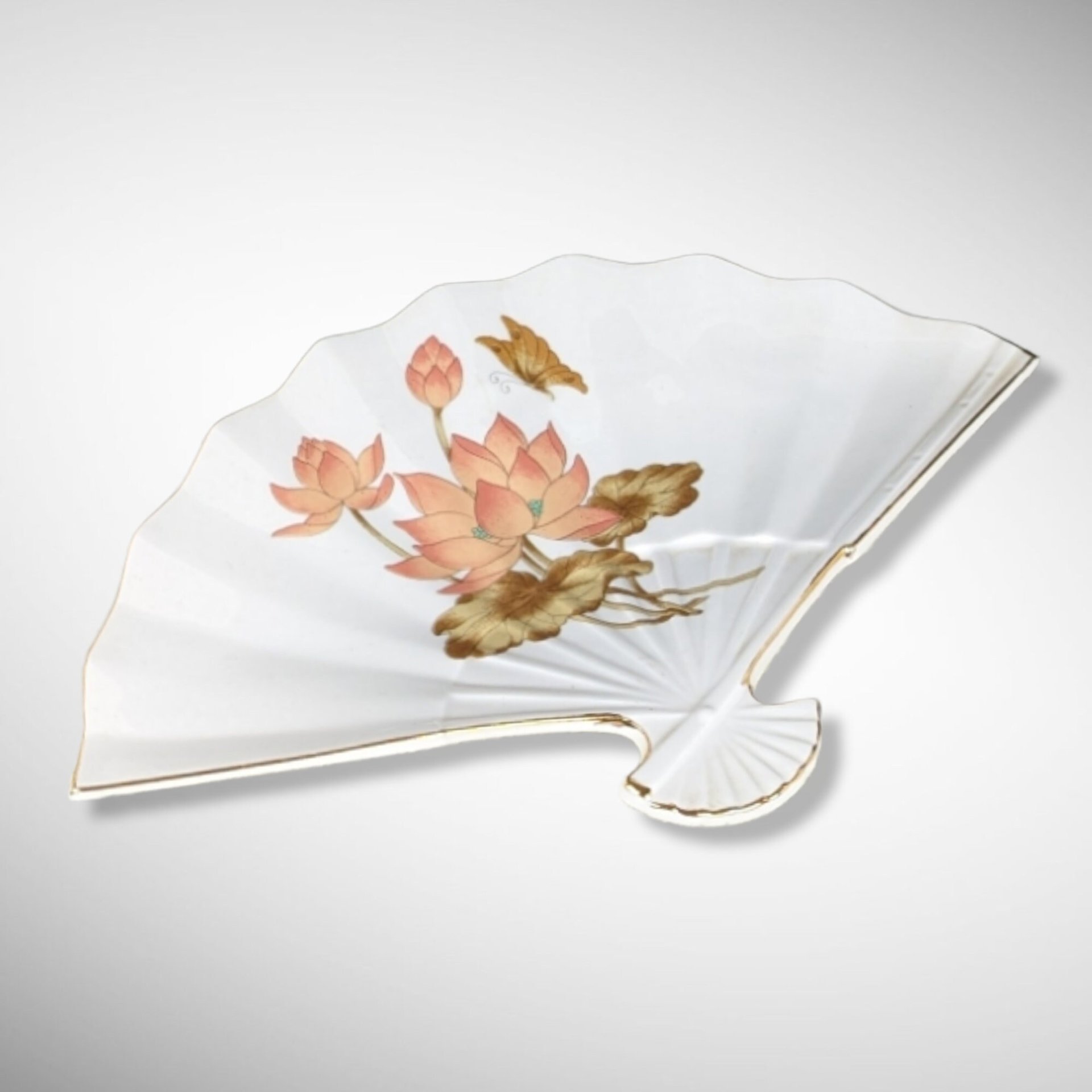Vintage Japanese Ceramic Fan Adorned with Waterlilies