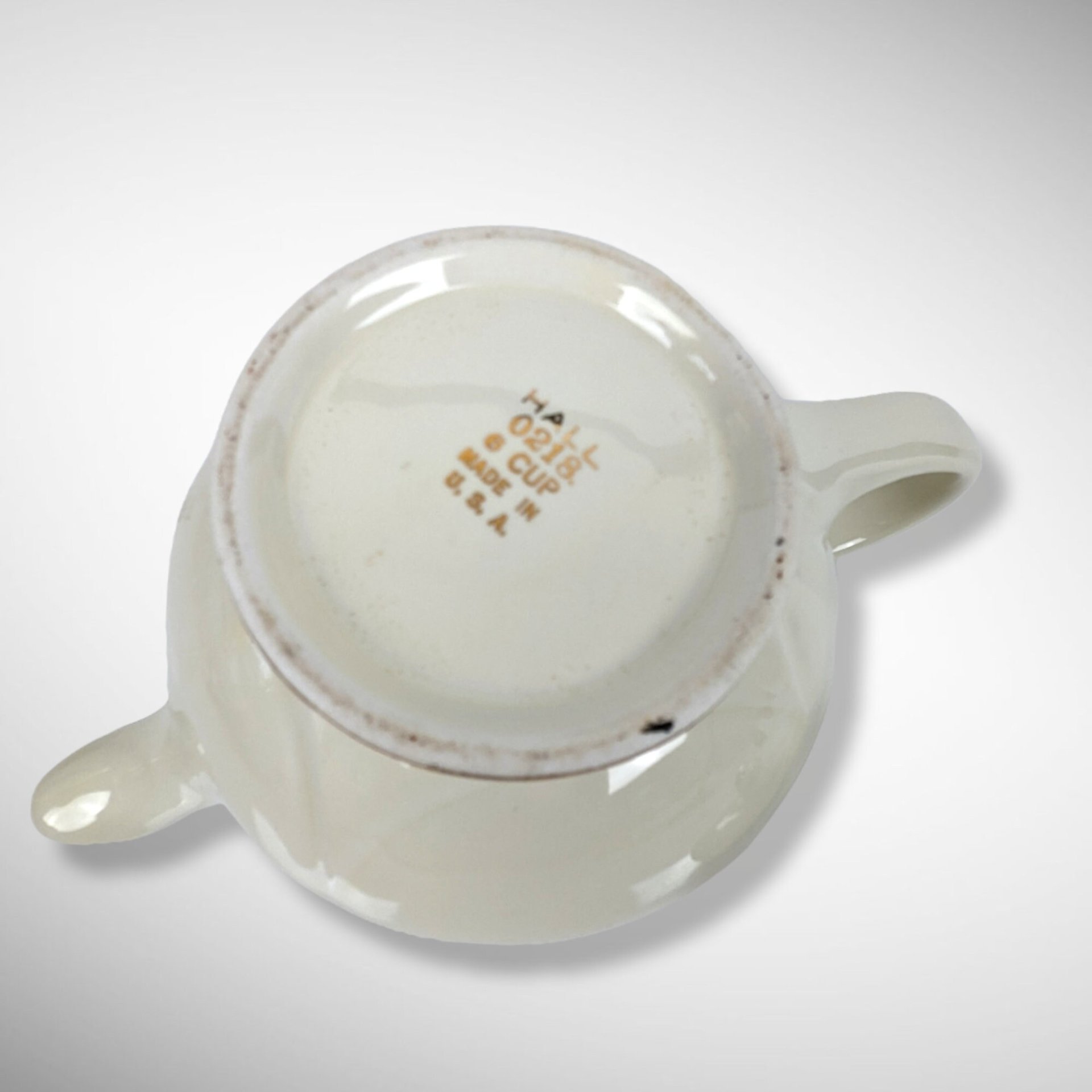 Vintage Hall 0218 6-Cup Cream Teapot with Gold Trim