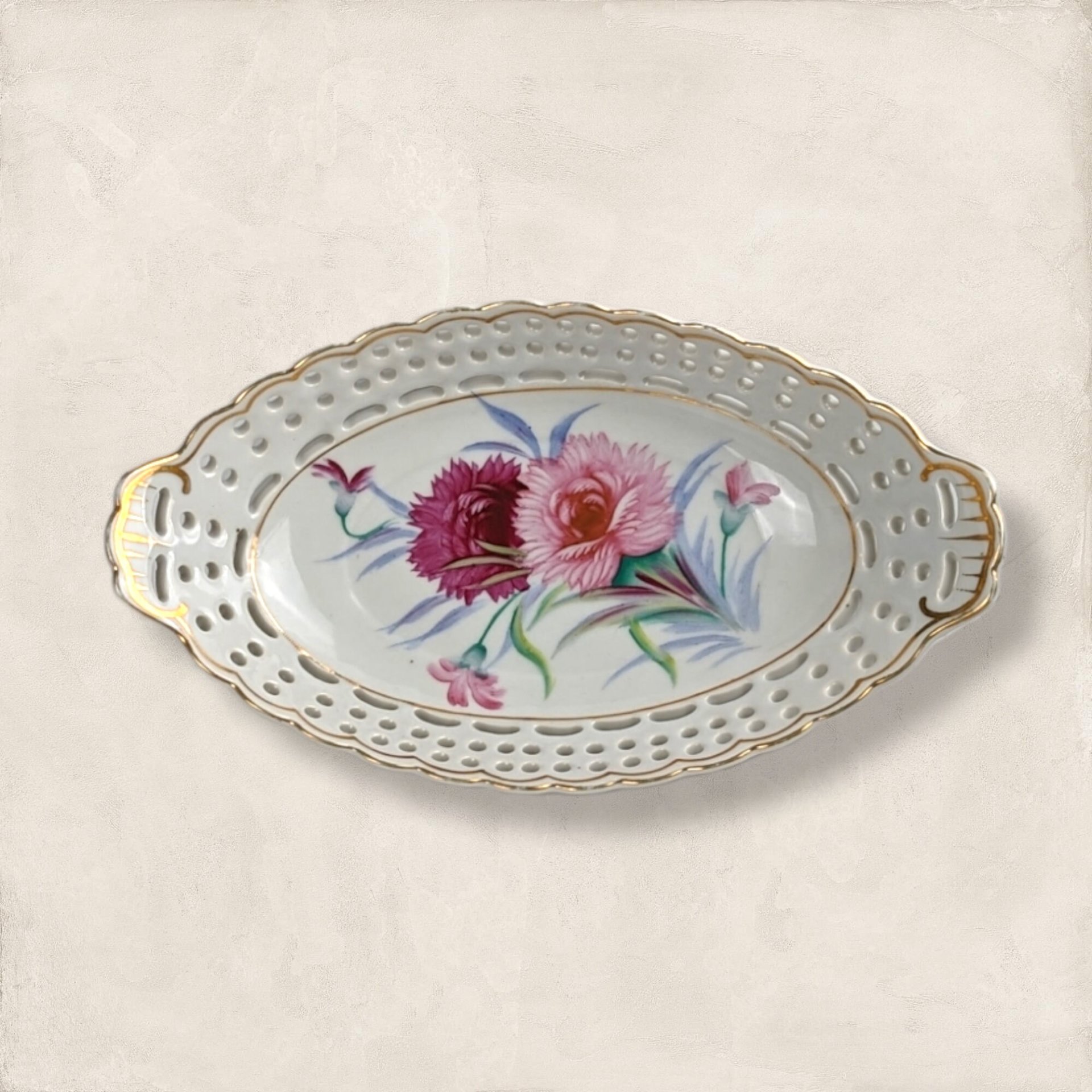 Aiyo Reticulated Bowl with Pink Flowers: Vintage Elegance from Occupied Japan