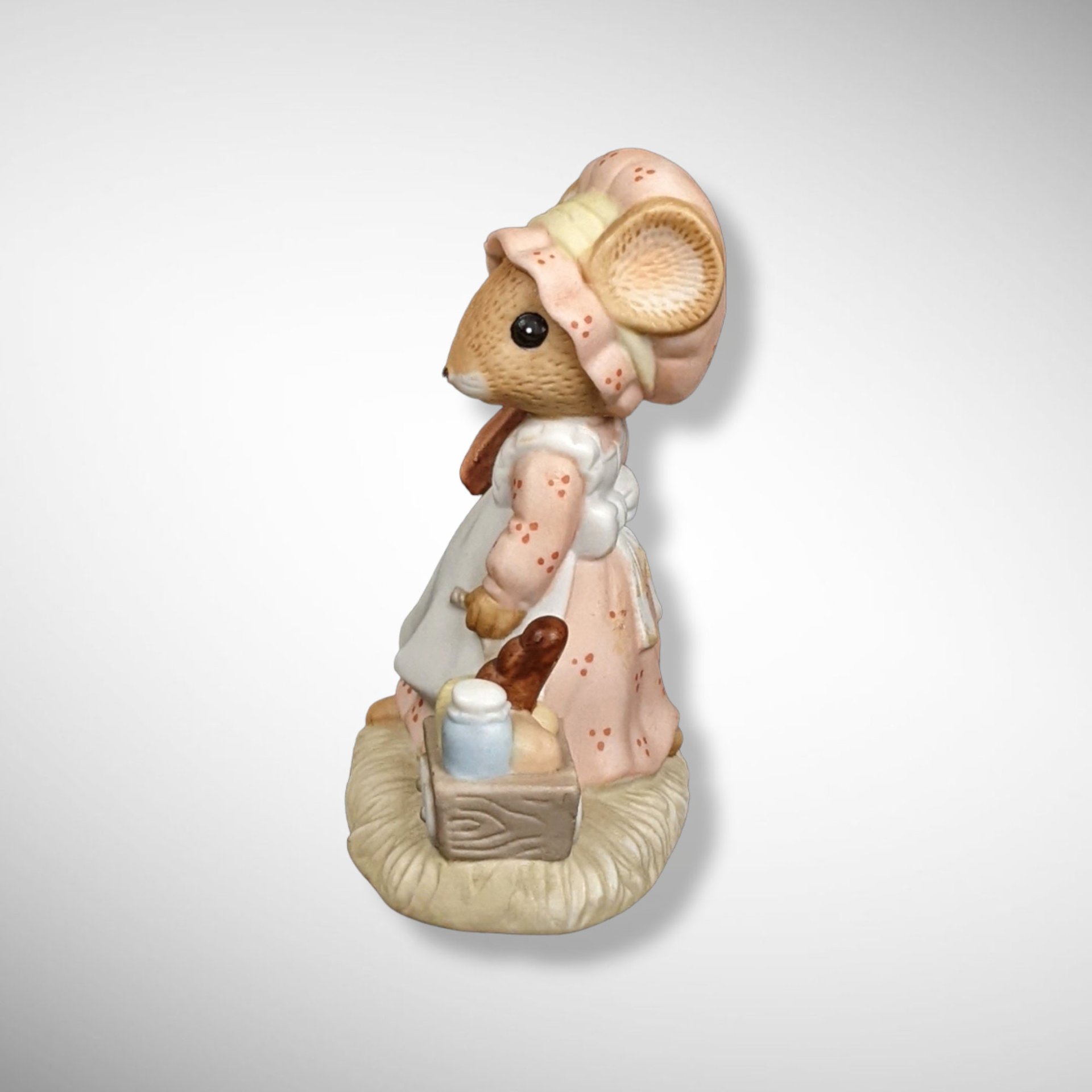 1982 Vintage Enesco Country Calico Friday