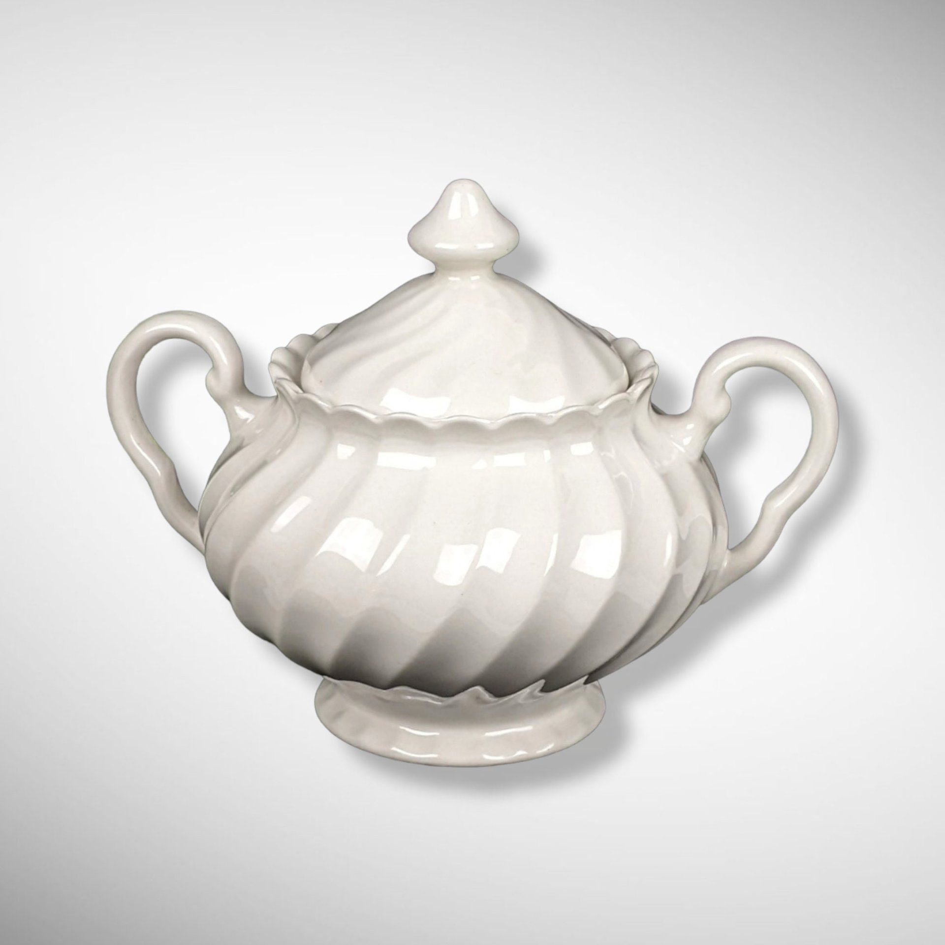 Johnson Bros Regency Cream and Sugar Set Made in England