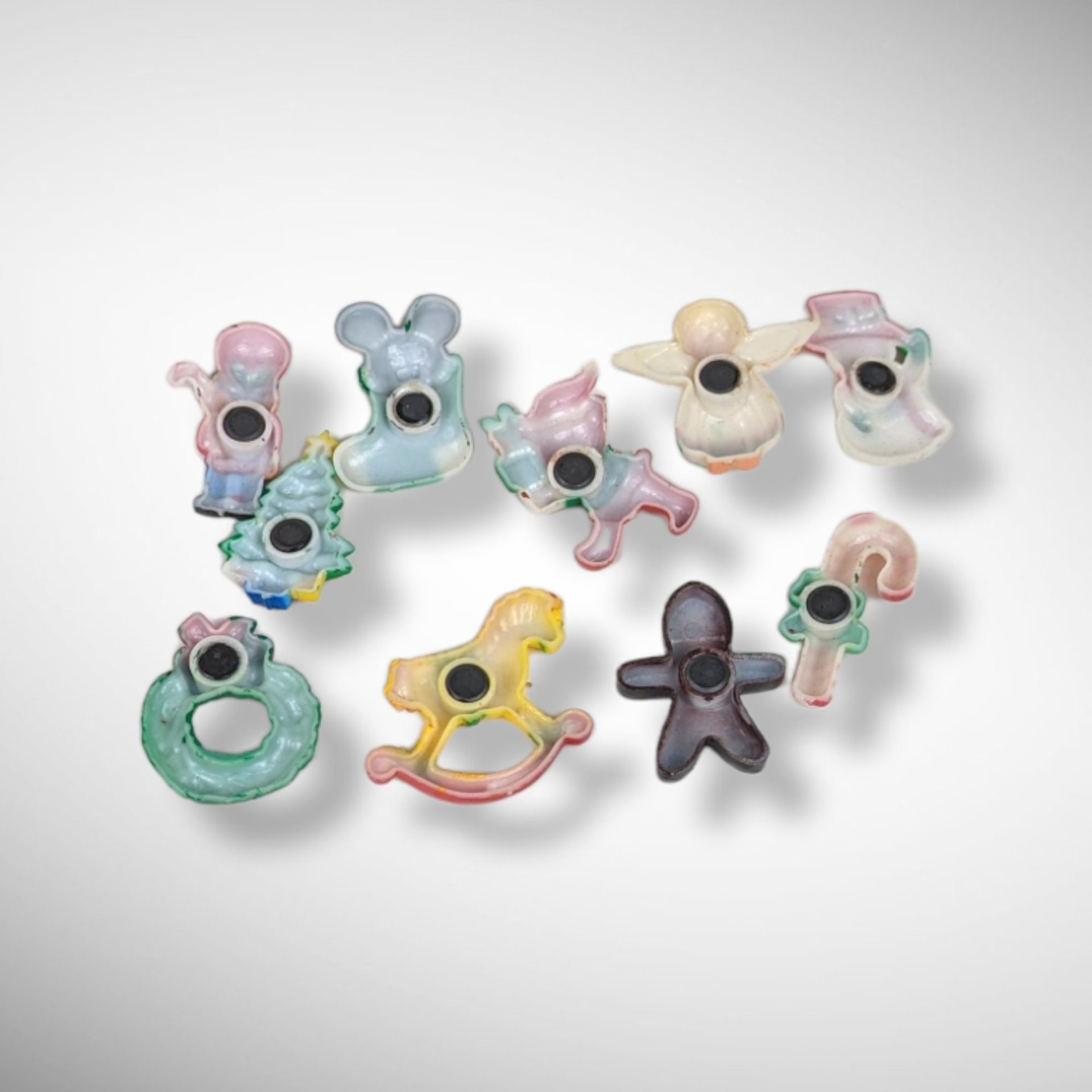 10 Vintage Plastic Christmas Magnets