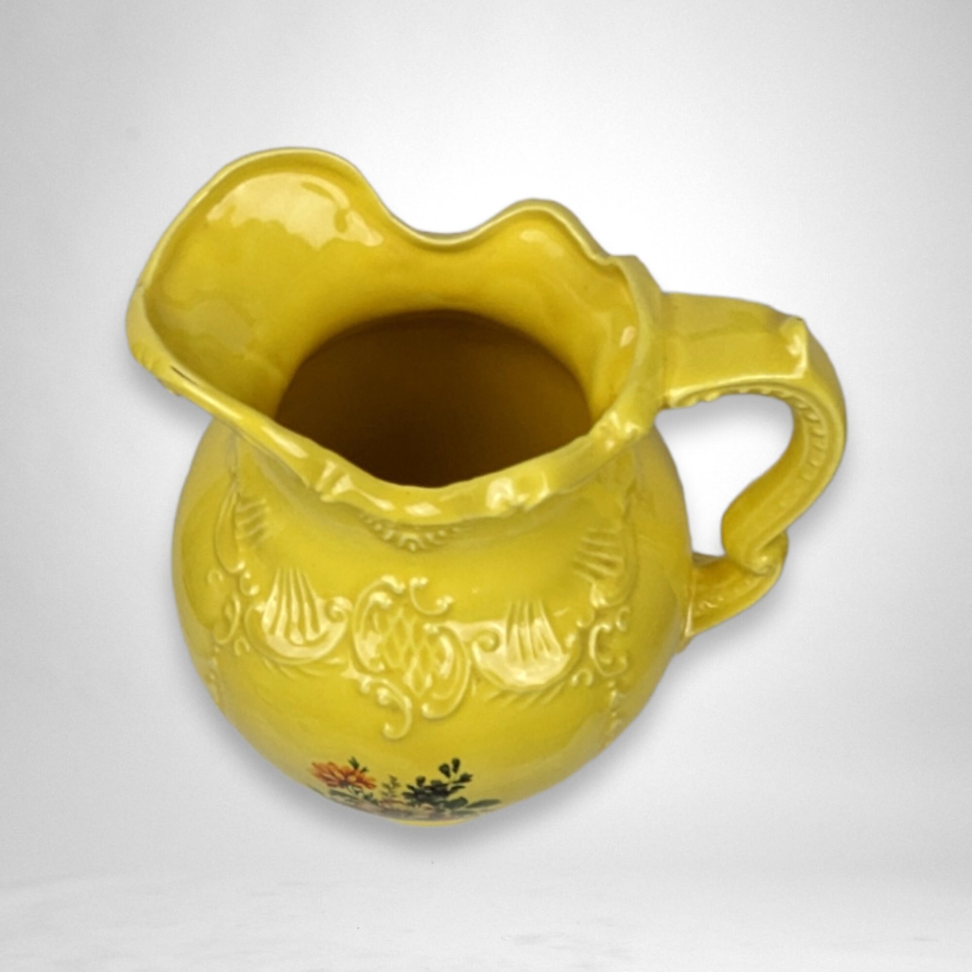 Vintage 1977 Yellow Arnels Pitcher and Basin