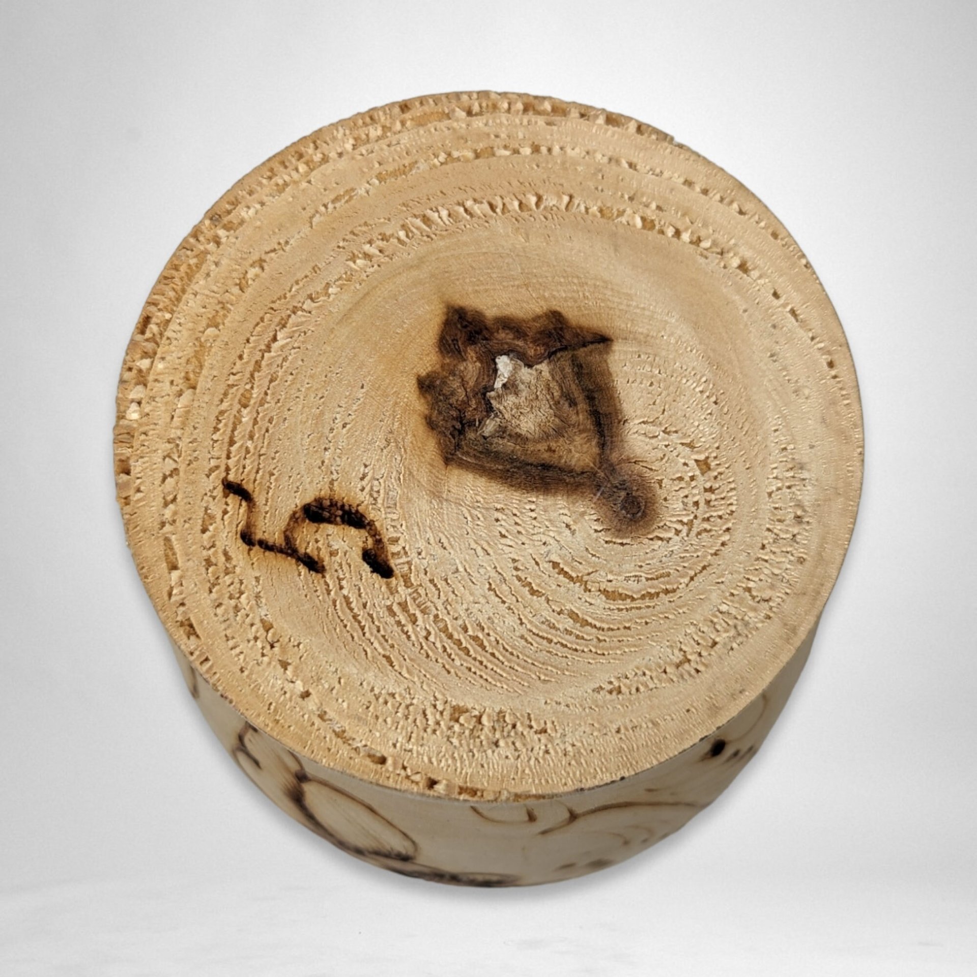 Vintage Russian Wooden Nesting Dolls - Hand-Painted Set with Traditional Charm